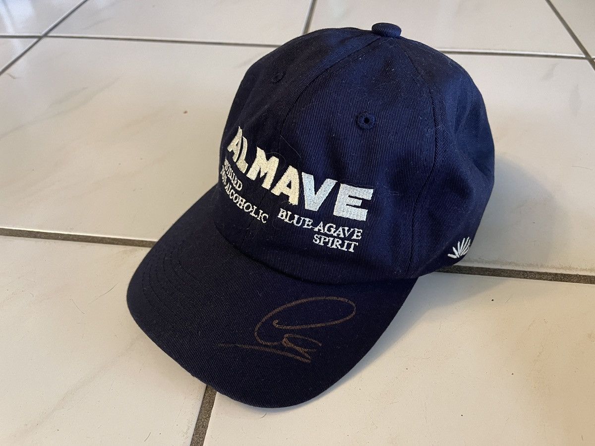 Formula 1 LEWIS HAMILTON Signed Cap Hat Almave Tequila Ferrari Size ONE SIZE - 1 Thumbnail