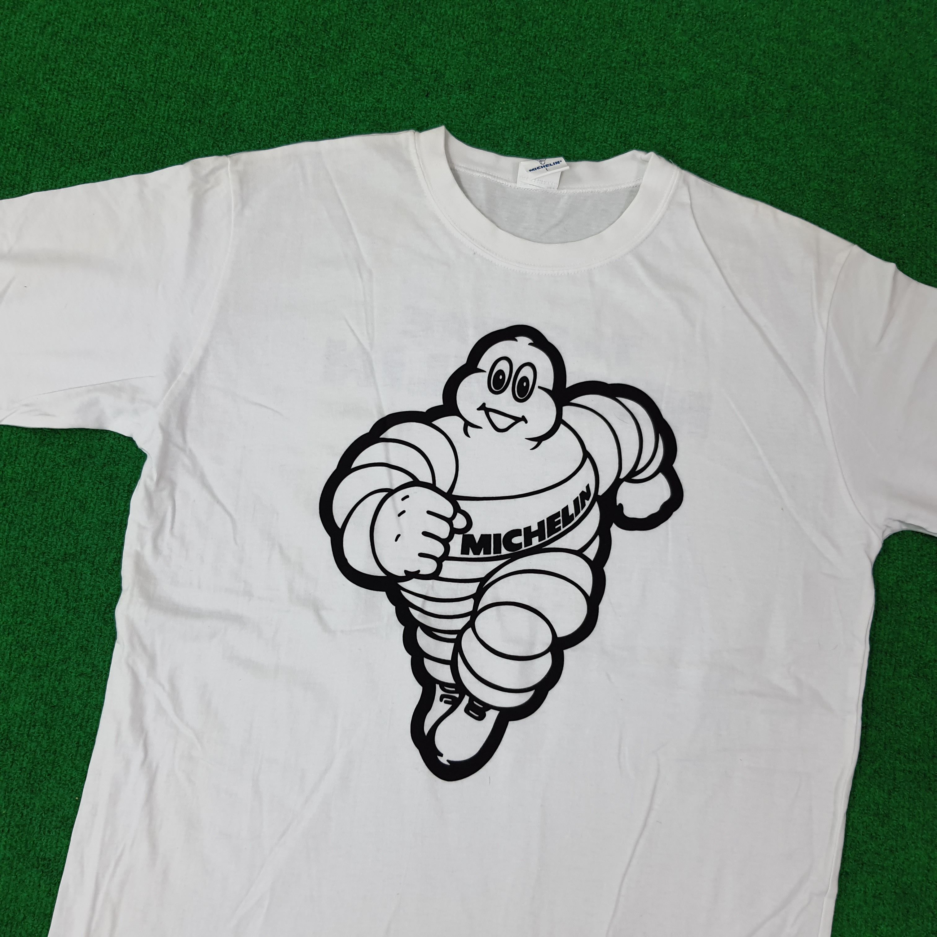 Vintage Vintage The Tire Michelin Motorsports Tshirt C259N6 Size US L / EU 52-54 / 3 - 2 Thumbnail