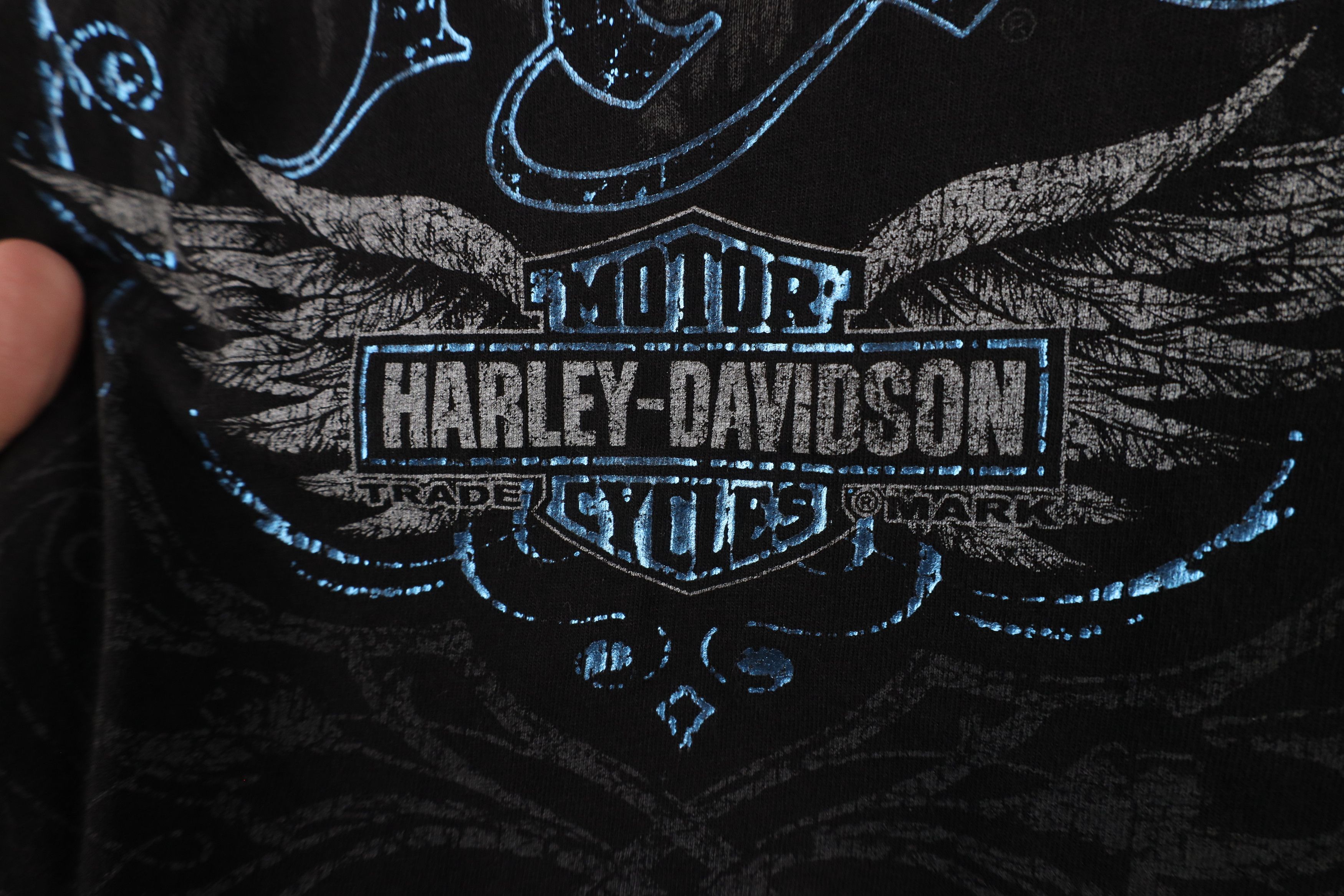 Harley Davidson × Vintage Y2K Harley Davidson Spell Out Tribal Eagle V-Neck T-Shirt Size L / US 10 / IT 46 - 6 Thumbnail