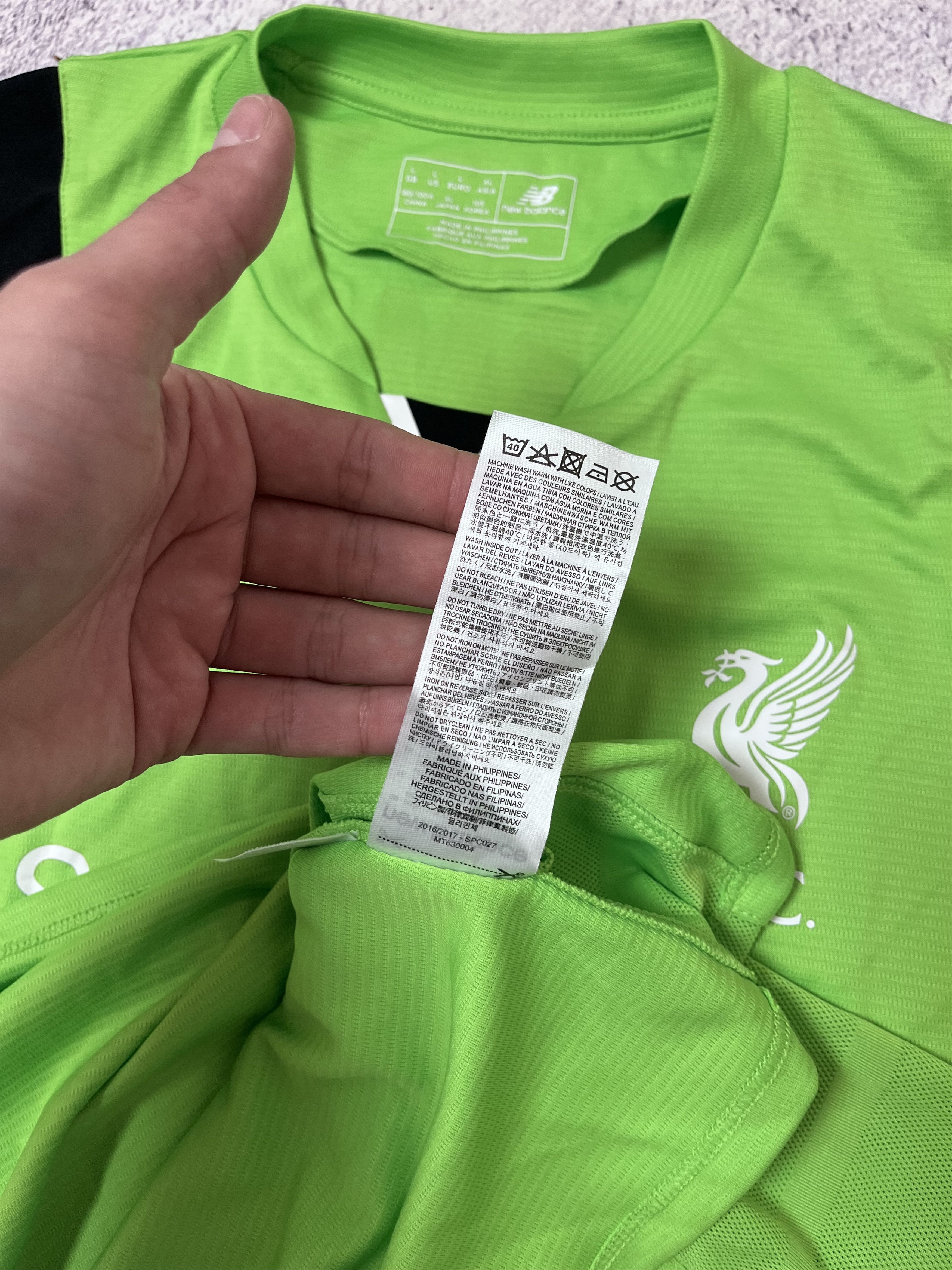 Other Mens jersey FC Liverpool New Balance size L Jennings #1 Size US L / EU 52-54 / 3 - 13 Thumbnail