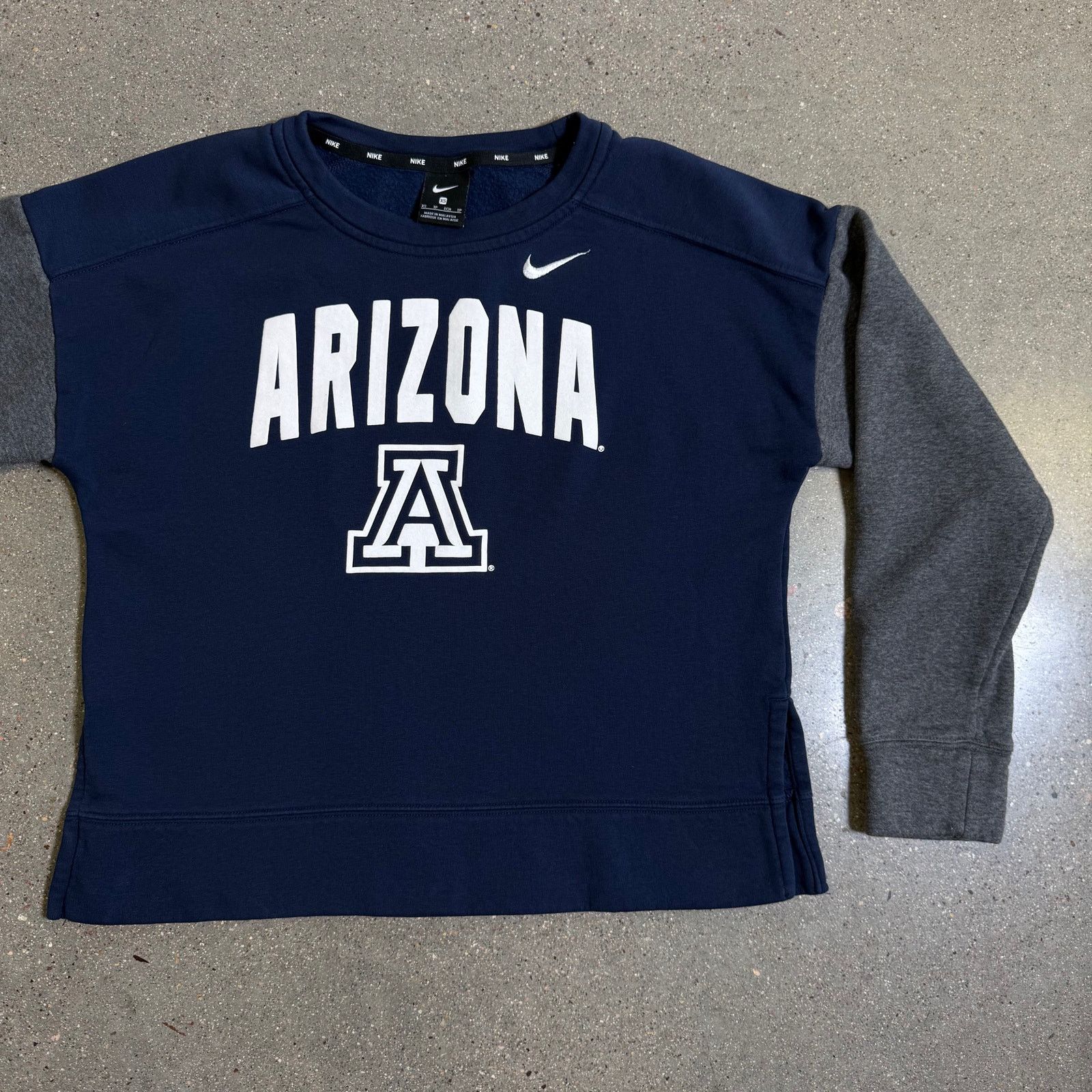 Nike Nike Arizona Wildcats Sweatshirt Crewneck XS Colorblock Logo Size US XS / EU 42 / 0 - 3 Thumbnail