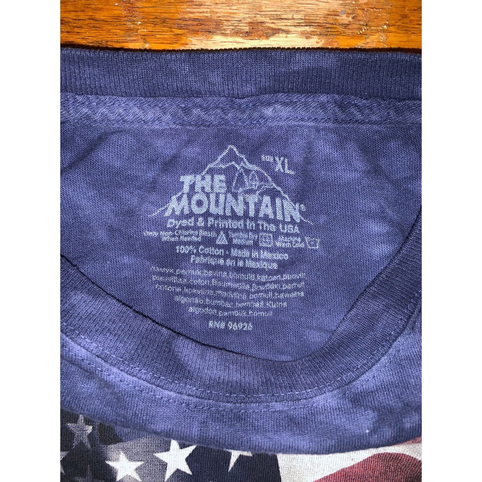 The Mountain The Mountain Patriotic Wolves XL Tie Dye American Flag Tee Size US XL / EU 56 / 4 - 5 Thumbnail