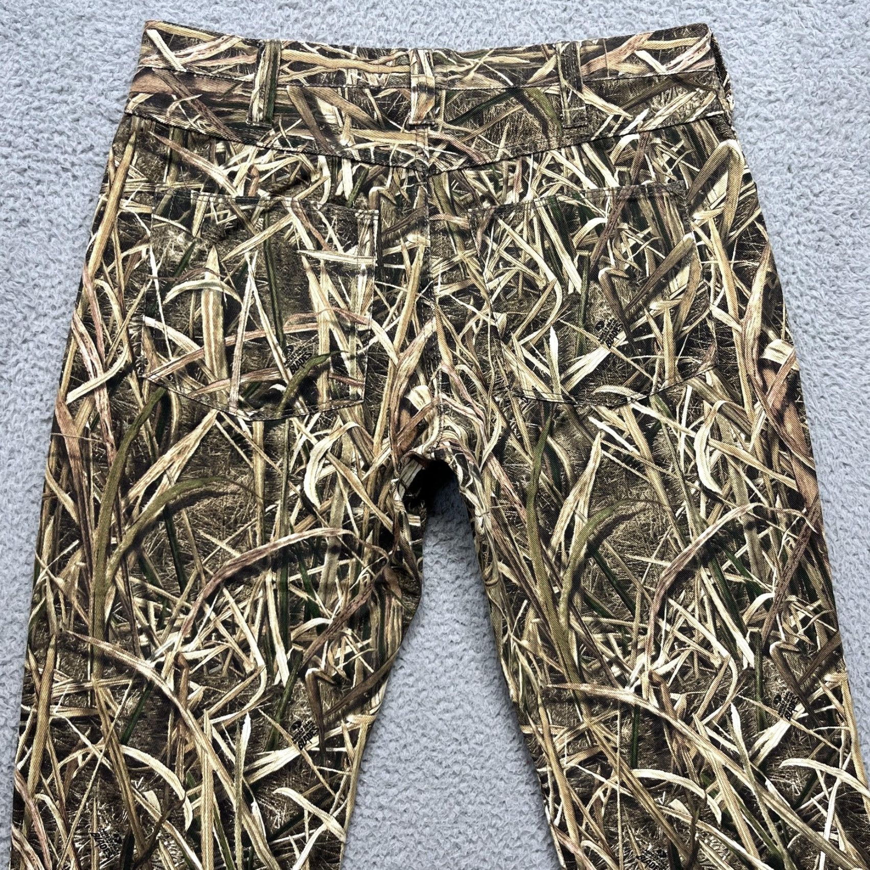 Vintage Mossy Oak Pants Mens 38x31 Shadow Grass Blades Camo Denim Hunting Outdoor Pants Mens 38 Shadow Grass Blades Camouflage 5-Pocket Denim Workwear Mens Size US 38 / EU 54 - 6 Thumbnail