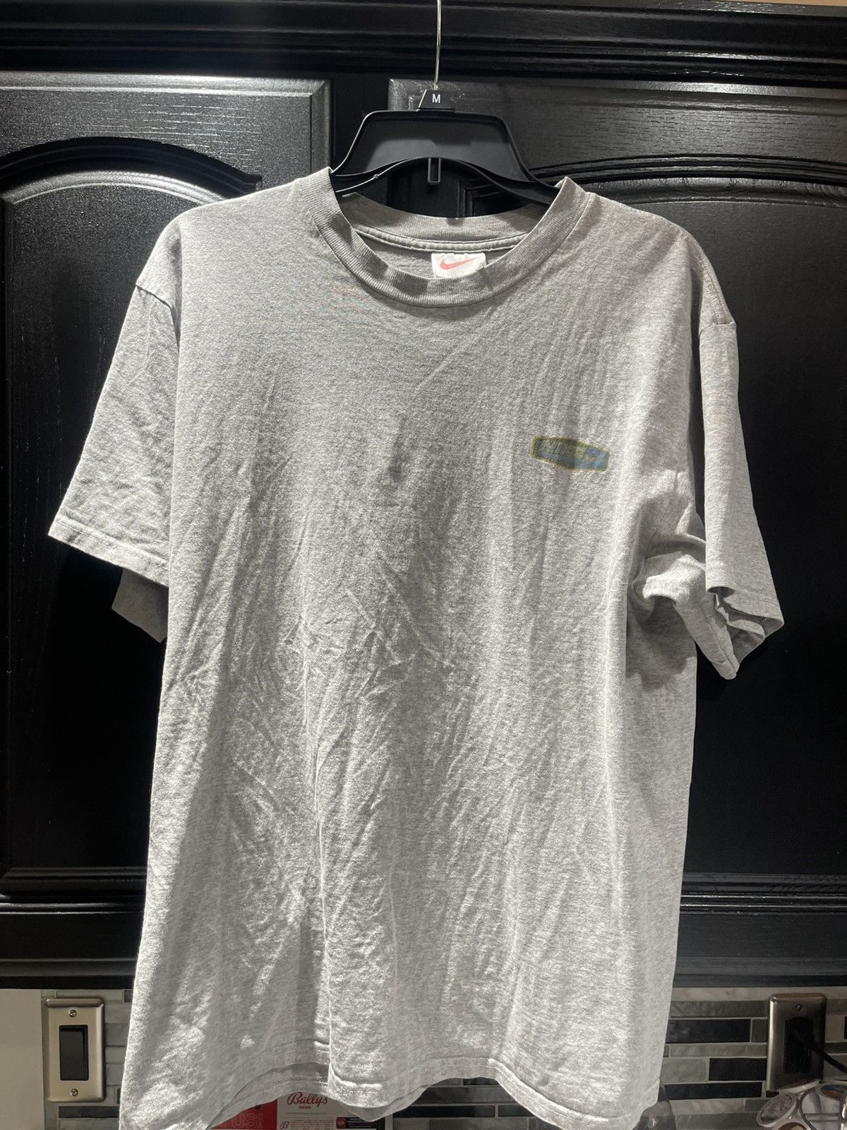 Nike Vintage Early 2000s Faded Graphic Gray Nike Short Sleeve T Size US M / EU 48-50 / 2 - 1 Thumbnail