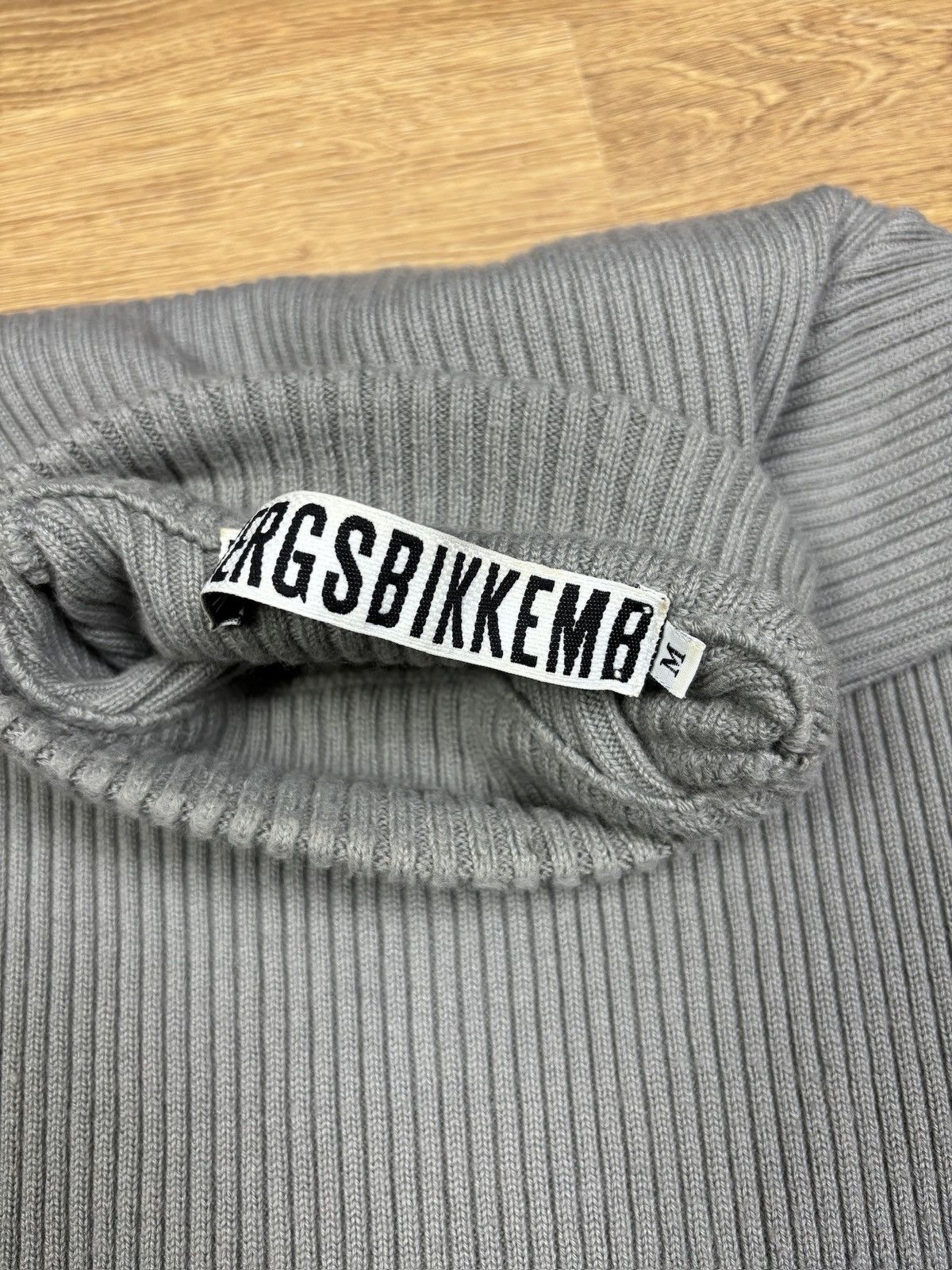 Dirk Bikkembergs 2000s Dirk Bikkembergs Ribbed Turtleneck Knit Size US S / EU 44-46 / 1 - 5 Thumbnail
