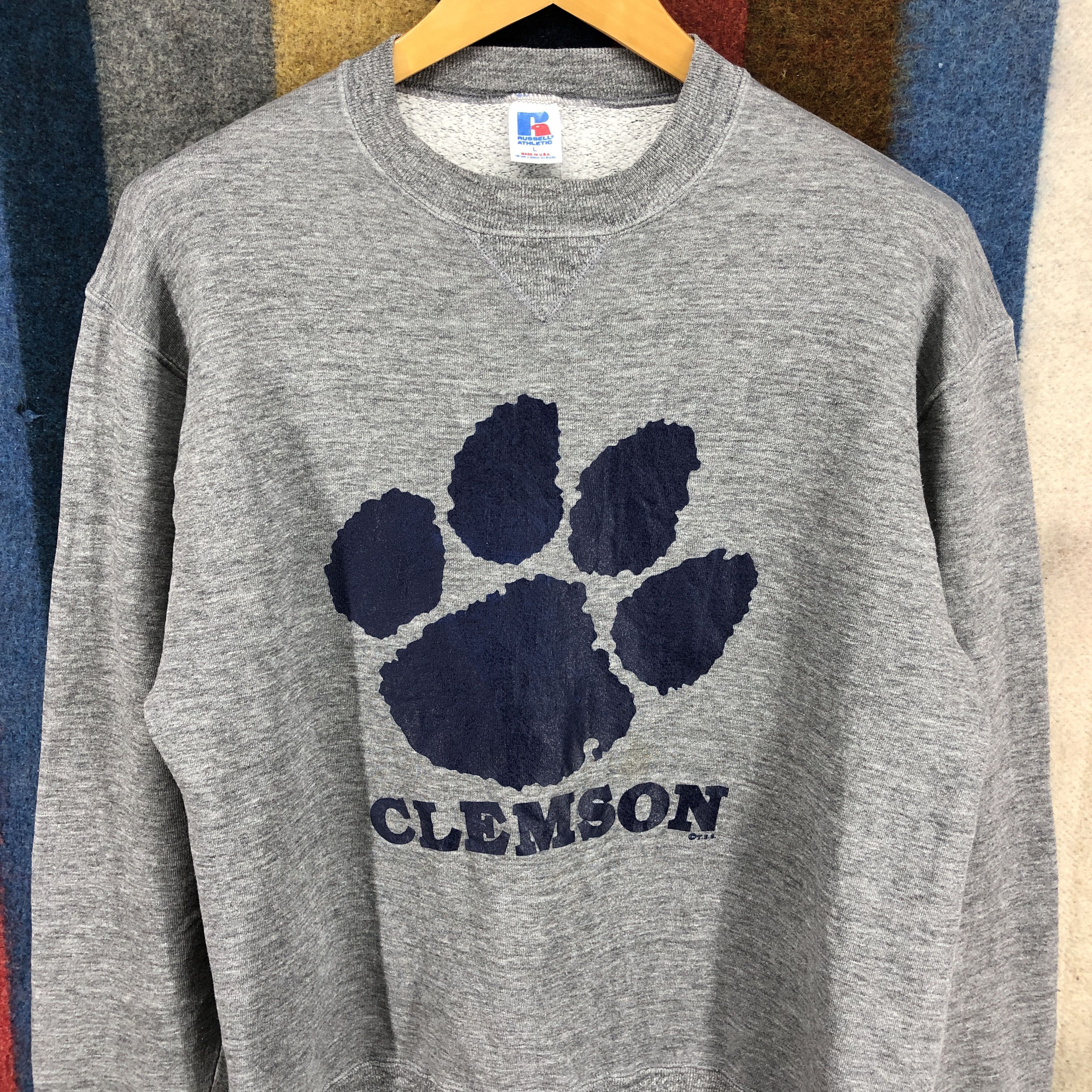 Vintage 90s Clemson Tiger by RUSSELL ATHLETIC Sweatshirt #0369/P Size US M / EU 48-50 / 2 - 2 Thumbnail