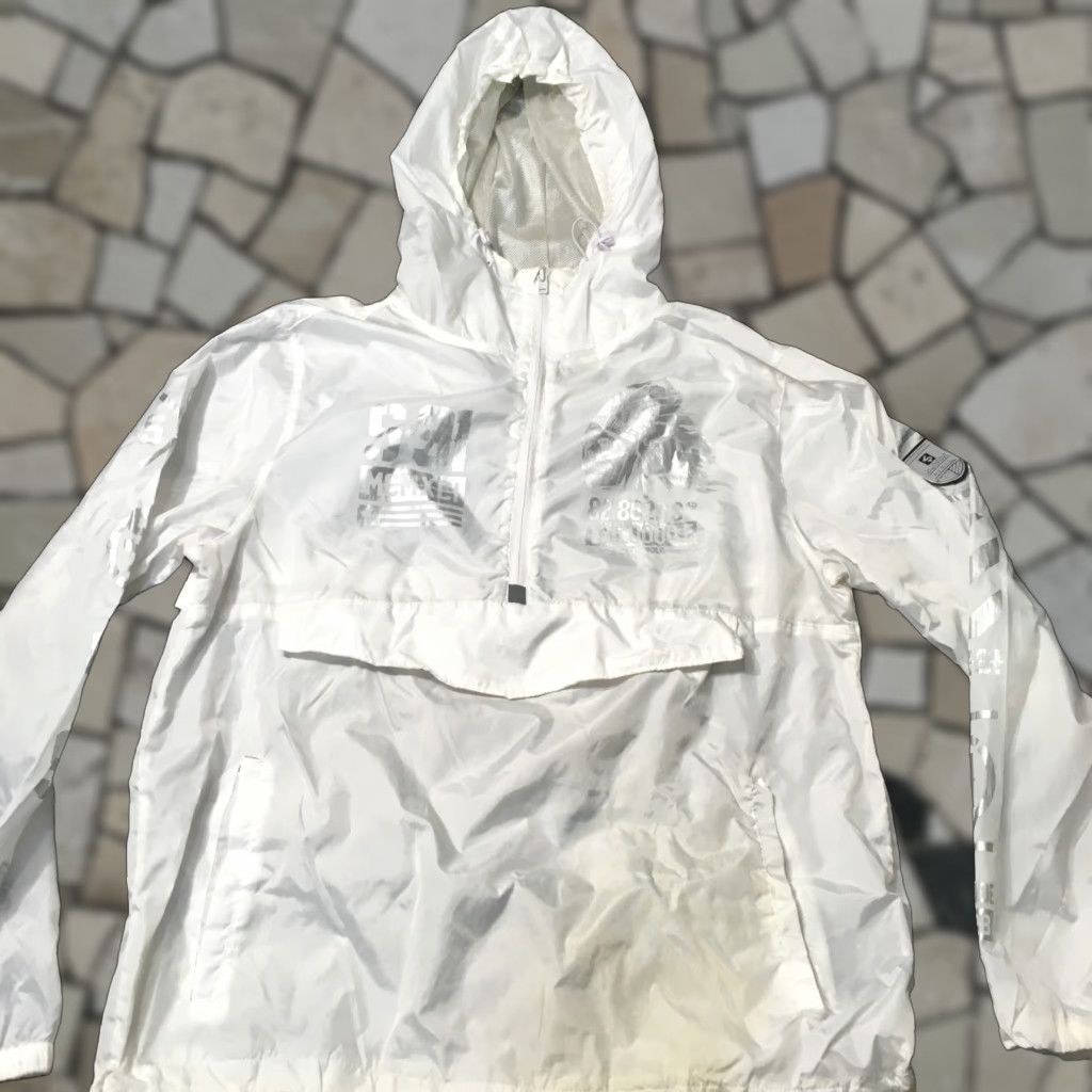 Southpole VINTAGE Southpole Jacket Men Large White Hooded Windbreaker Zip Pockets Kangaroo Pocket Casual Travel 90s Style Mens Size US L / EU 52-54 / 3 - 1 Thumbnail