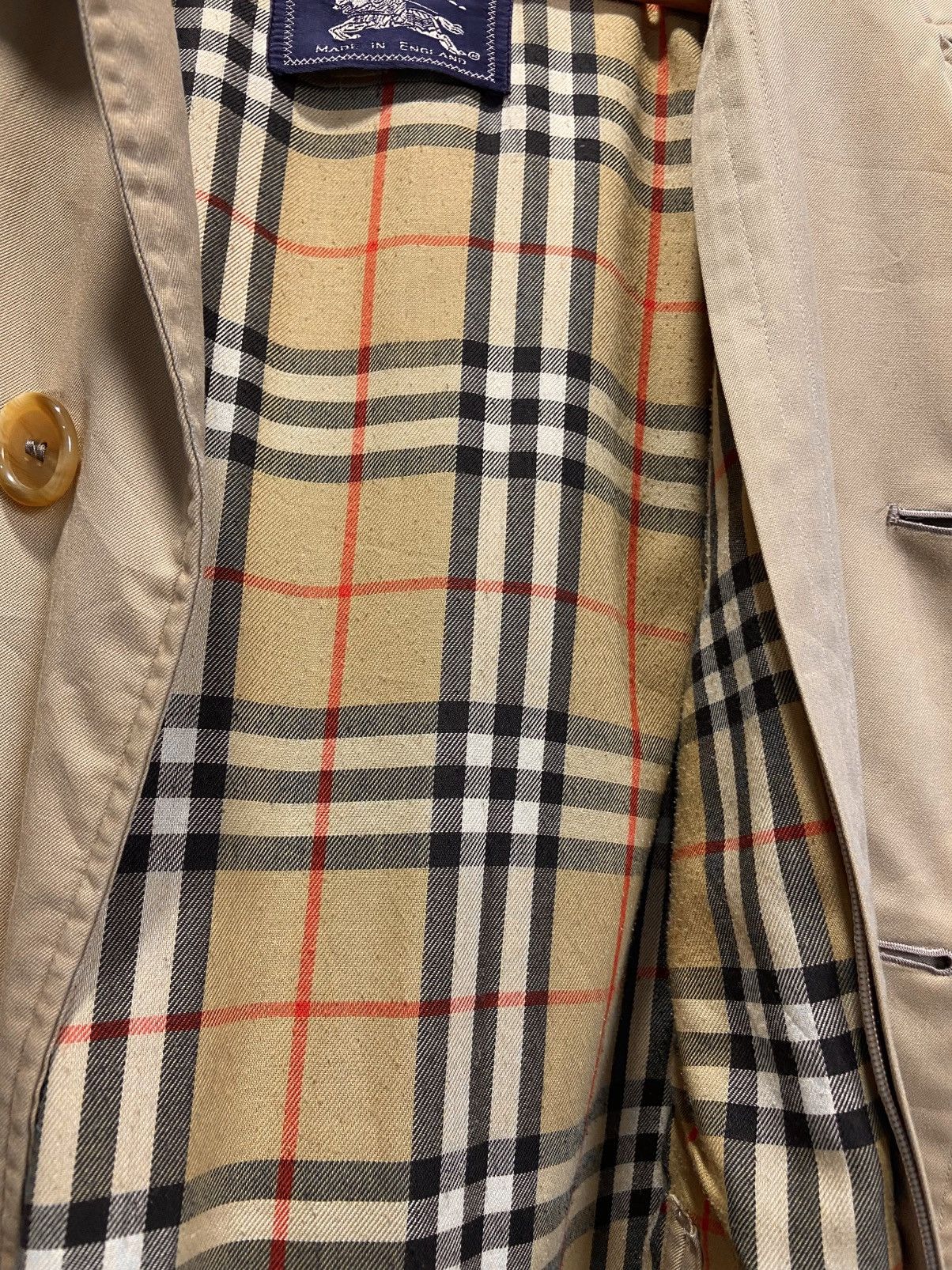 Burberry Vintage Burberrys nova check Trench coat made in England Size US M / EU 48-50 / 2 - 7 Thumbnail