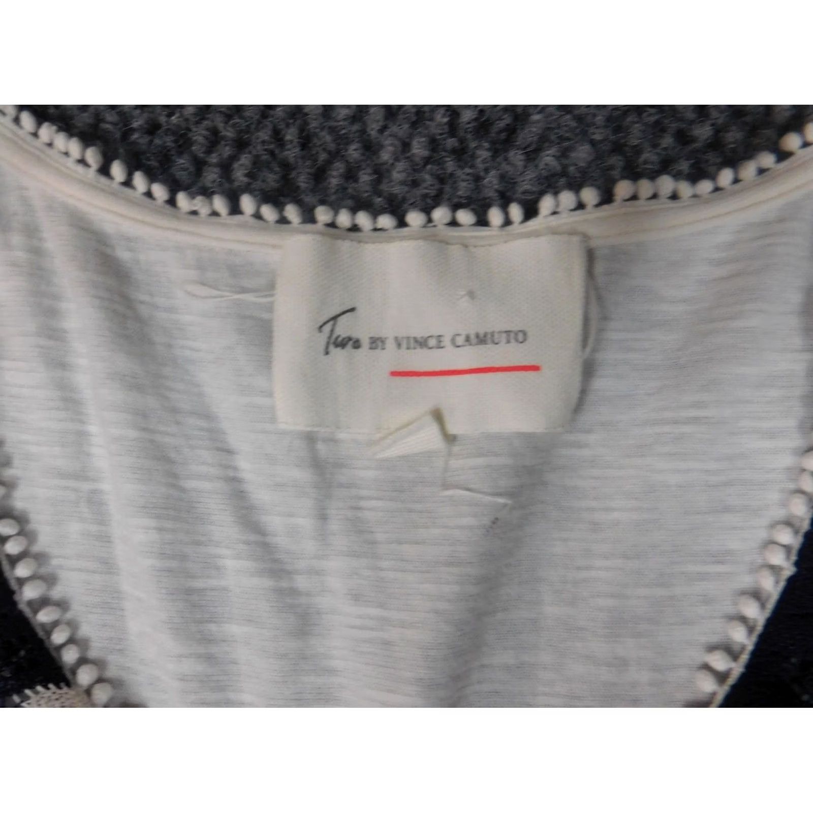 Vince Camuto Vince Camuto Womens Blouse M White Sleeveless Round Neck Pullover Casual Button Cotton 100% Regular Womens Size M / US 6-8 / IT 42-44 - 4 Thumbnail