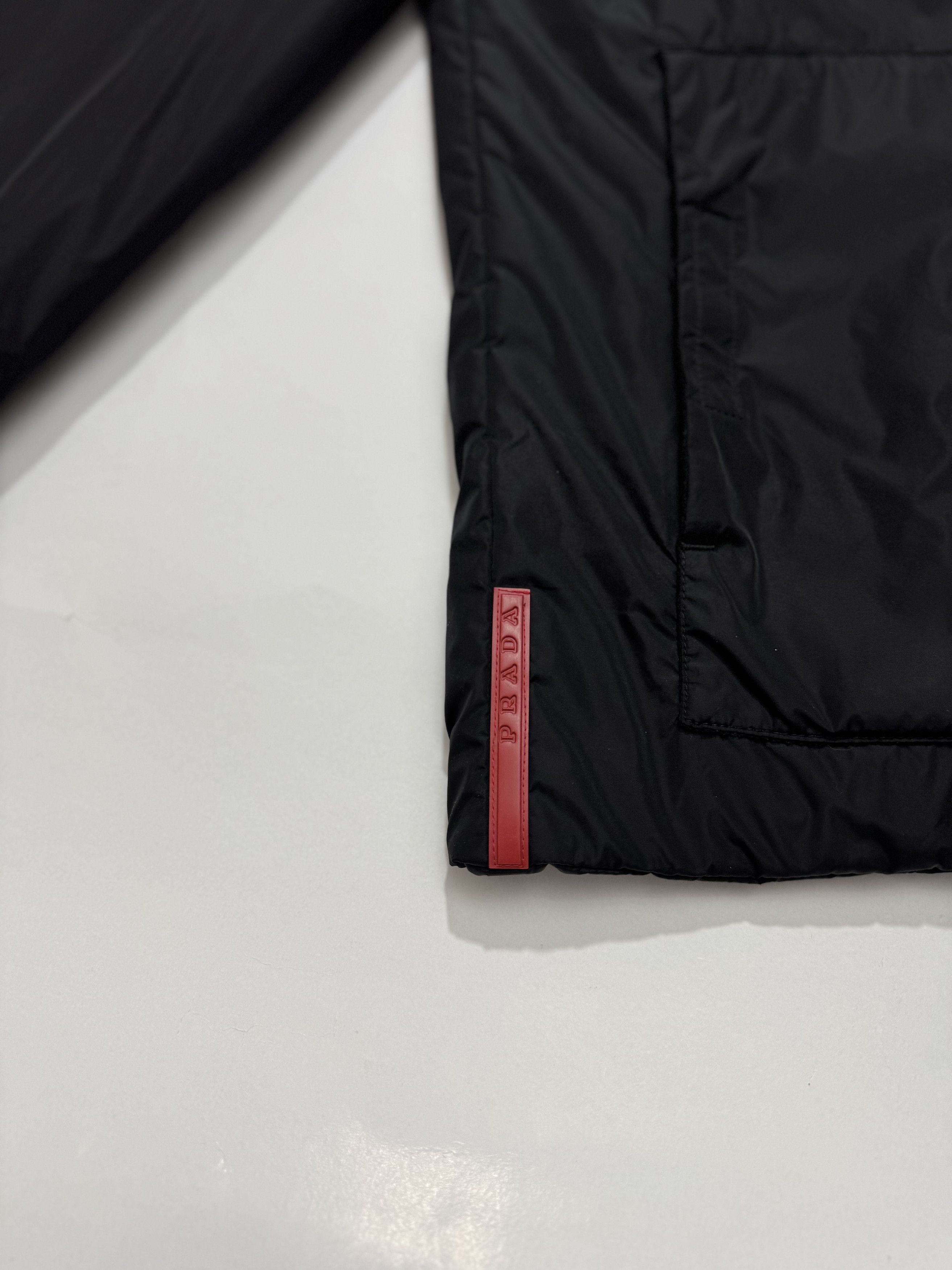 Prada Prada Black Nylon Down Padded light Jacket Size US L / EU 52-54 / 3 - 16 Thumbnail