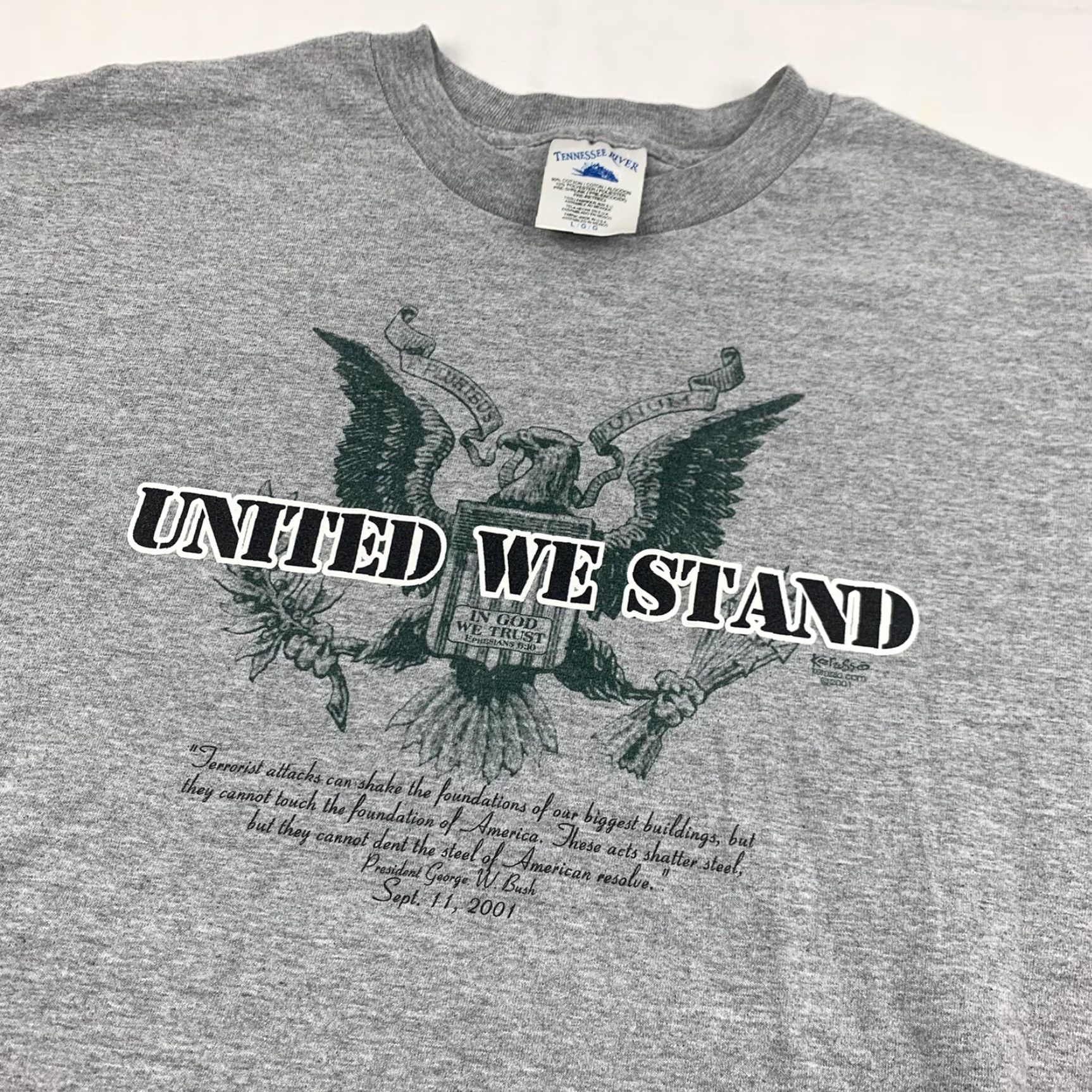 Vintage VINTAGE United We Stand T Shirt Adult Large Gray USA September 11 9/11 American Mens L Size US L / EU 52-54 / 3 - 2 Thumbnail
