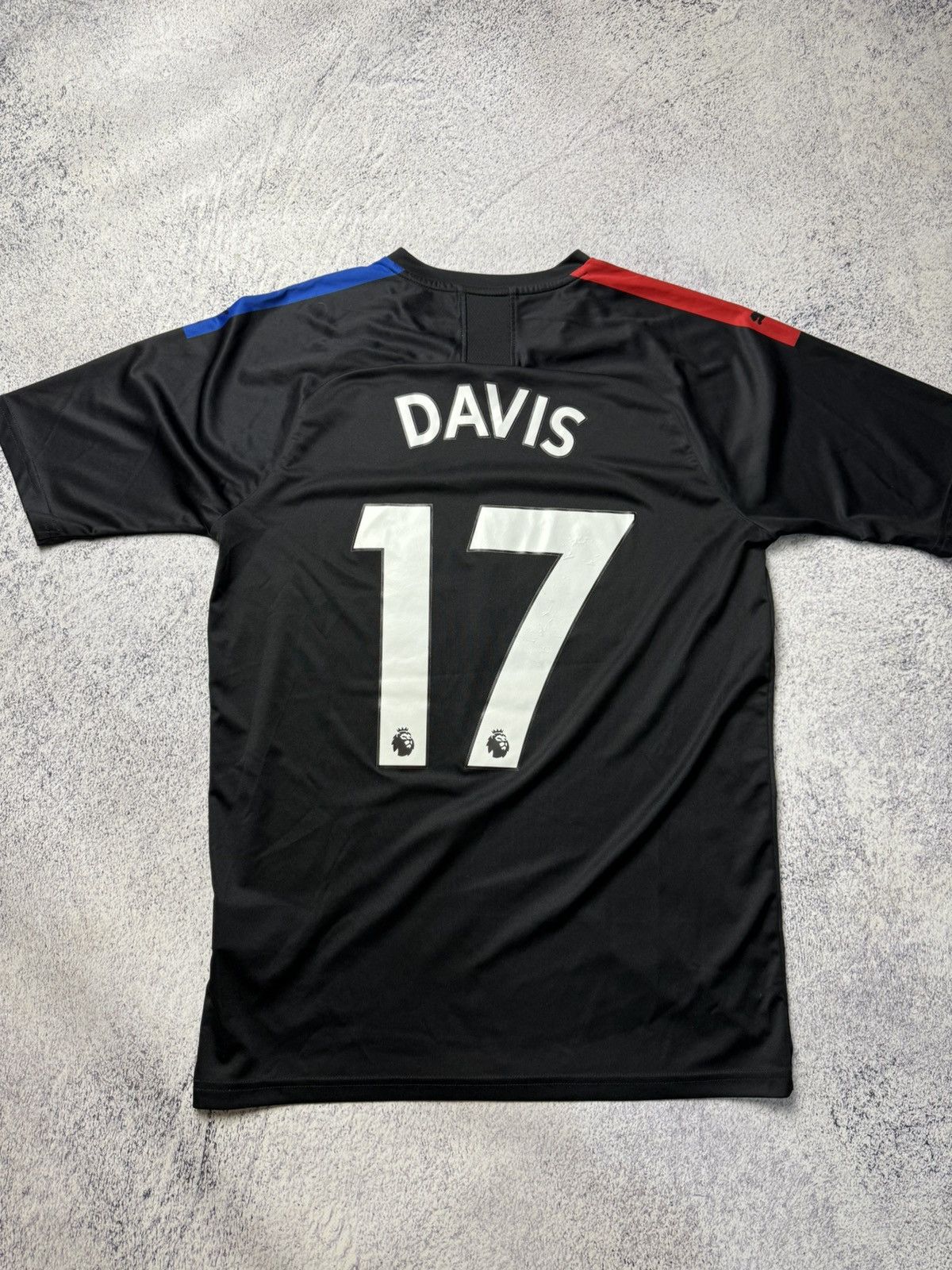 Puma Crystal Palace 2019 2020 Jersey Puma Player Davis #17 Size US M / EU 48-50 / 2 - 18 Thumbnail