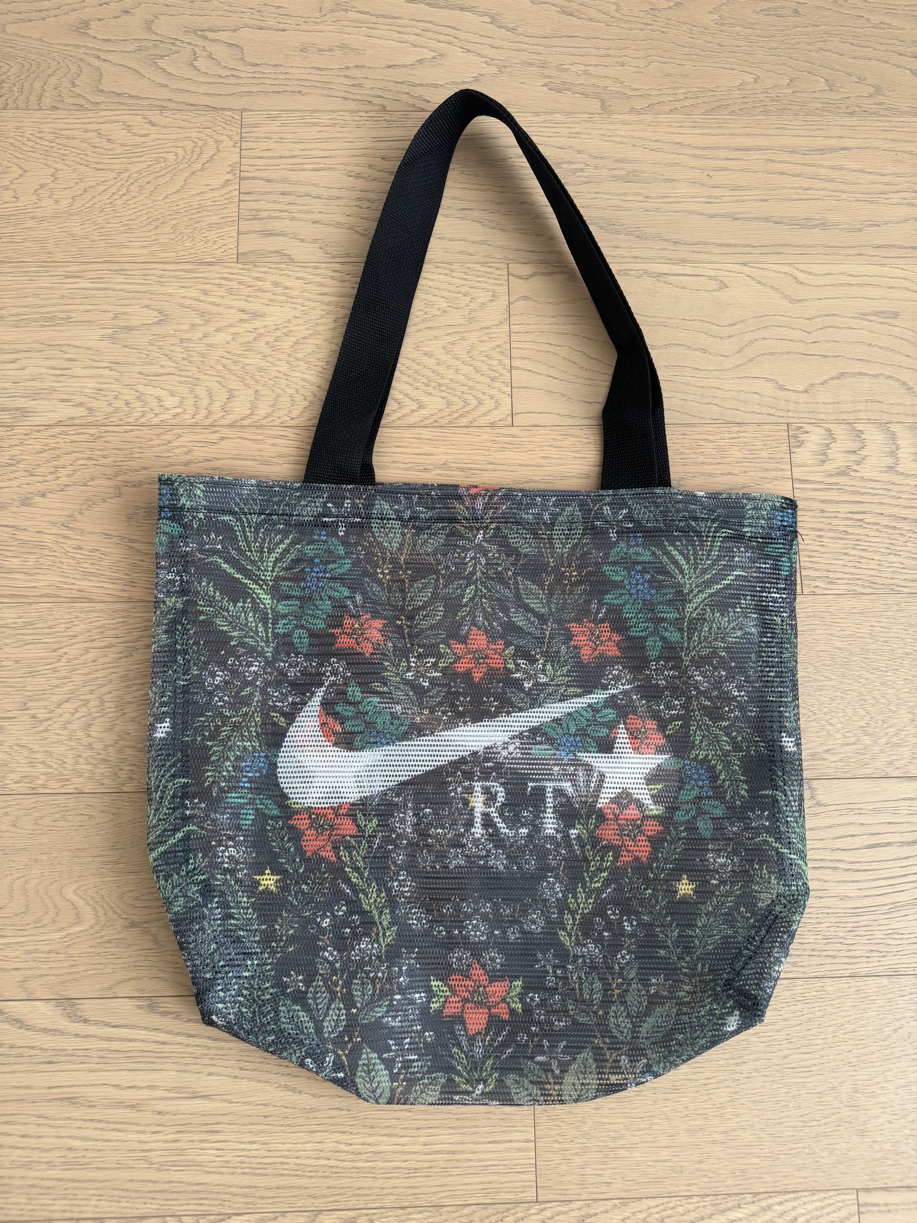 Nike × Riccardo Tisci Logo Mesh Tote Bag Size ONE SIZE - 1 Preview