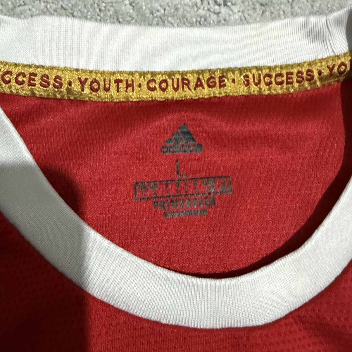Vintage #7 Ronaldo Manchester United Adidas Soccer Jersey 21/2 Home Size US L / EU 52-54 / 3 - 6 Thumbnail