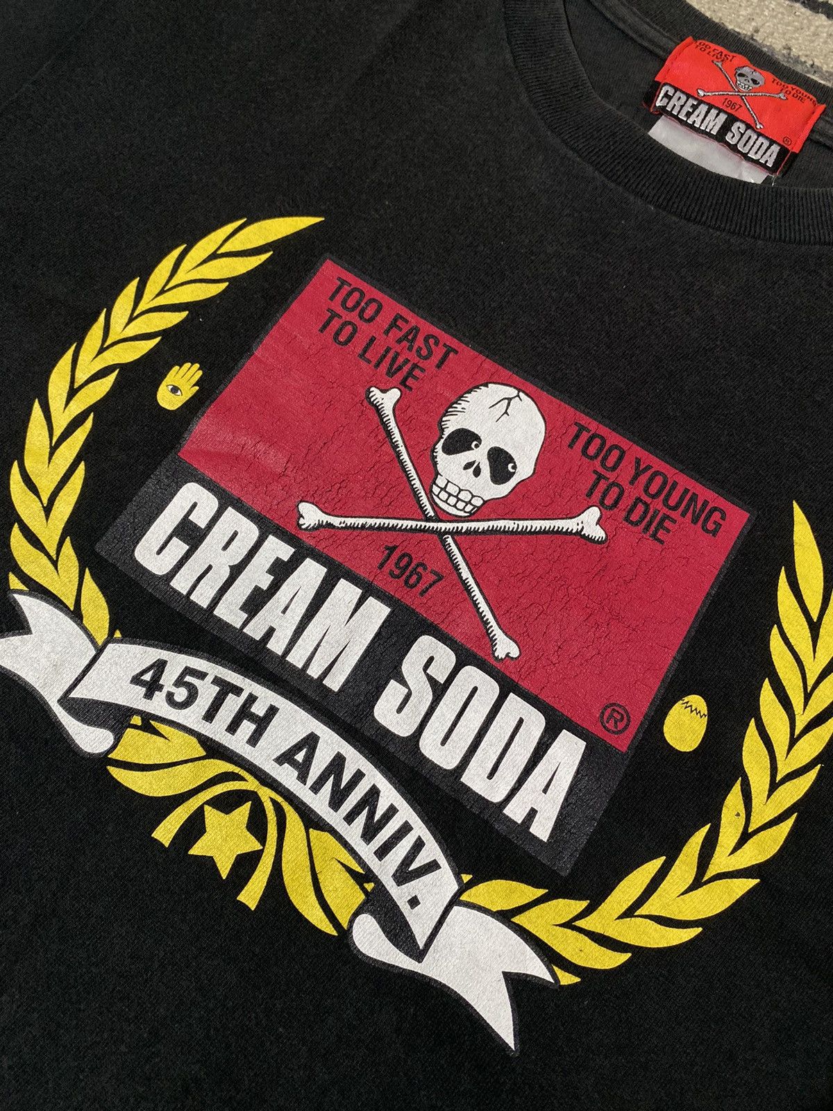 Japanese Brand 2000s Cream Soda - "Too Young To Live, Too Young To Die" tee Size US S / EU 44-46 / 1 - 3 Thumbnail