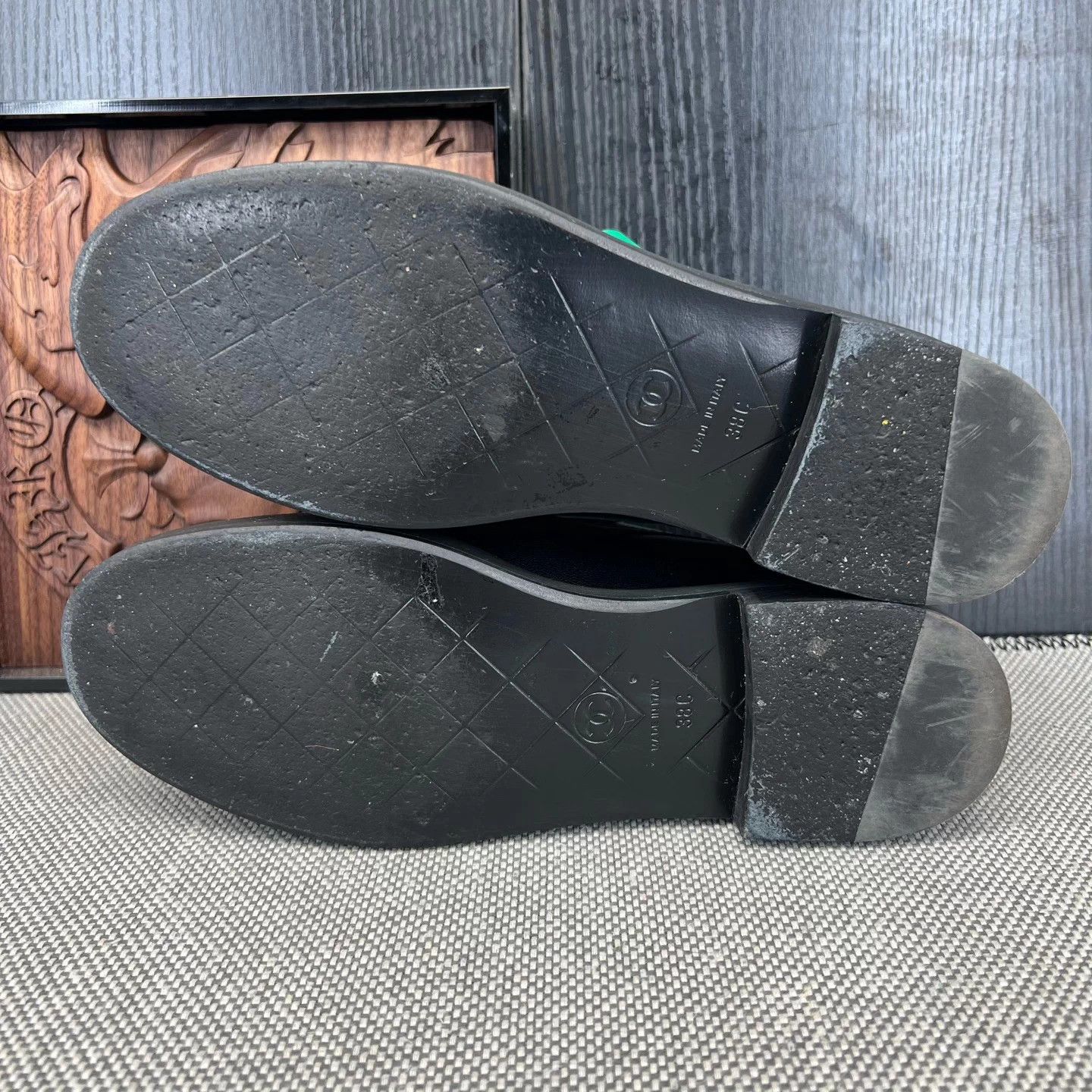 Chanel Chanel Flap Lambskin Loafers 38 Near New Size US 7 / IT 37 - 6 Thumbnail