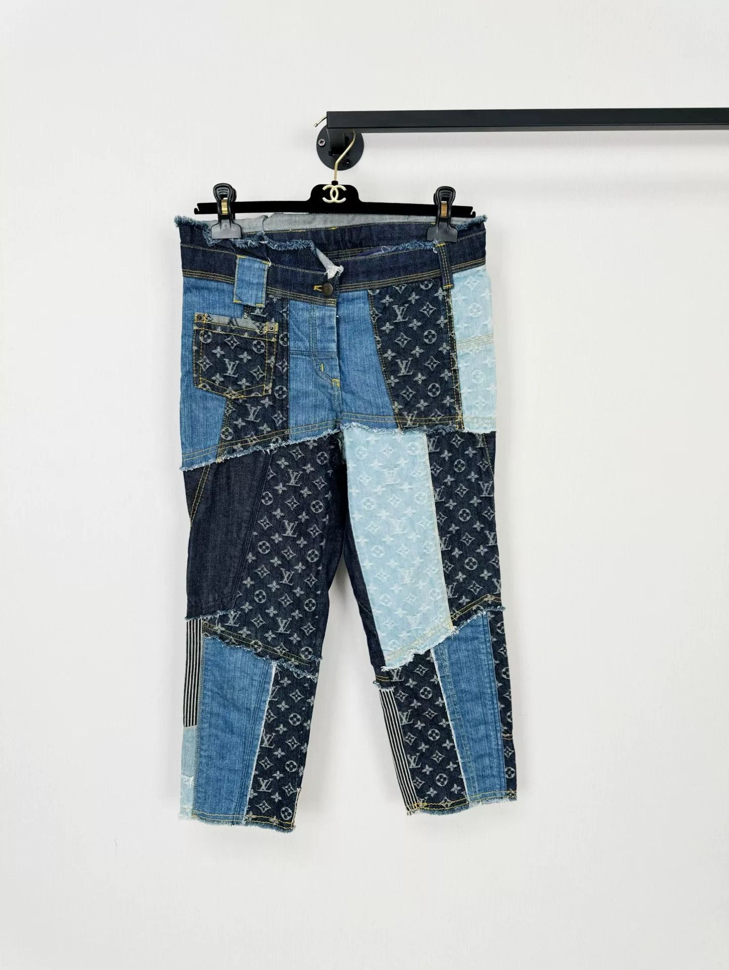 Louis Vuitton Louis Vuitton Limited Edition Jeans Size US 27 - 1 Thumbnail