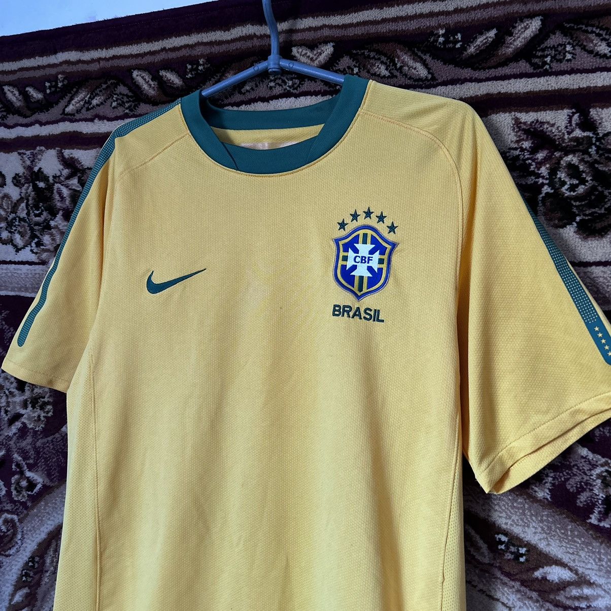 Nike BRASIL 2010 2011 HOME FOOTBALL SHIRT SOCCER JERSEY NIKE Size US M / EU 48-50 / 2 - 2 Thumbnail