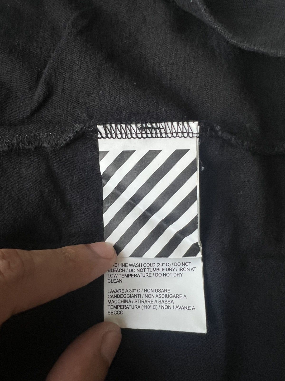 Off-White SS19 Off-White C/O Virgil Abloh "Impression" Oversized Shirt Size US L / EU 52-54 / 3 - 10 Thumbnail