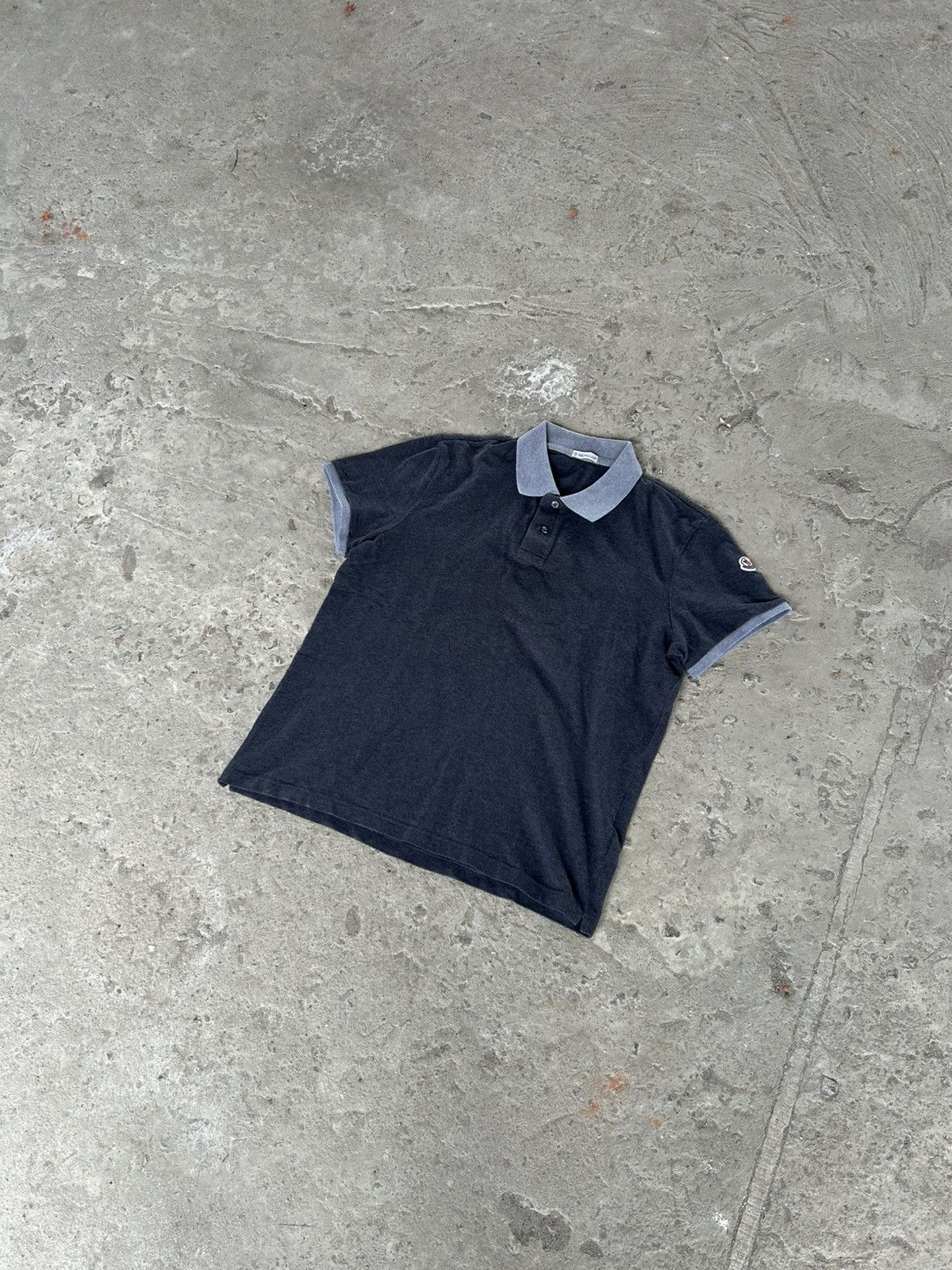 Moncler Moncler MAGLIA Polo High Quality Rare Authentic Piece Size L Size US L / EU 52-54 / 3 - 2 Thumbnail