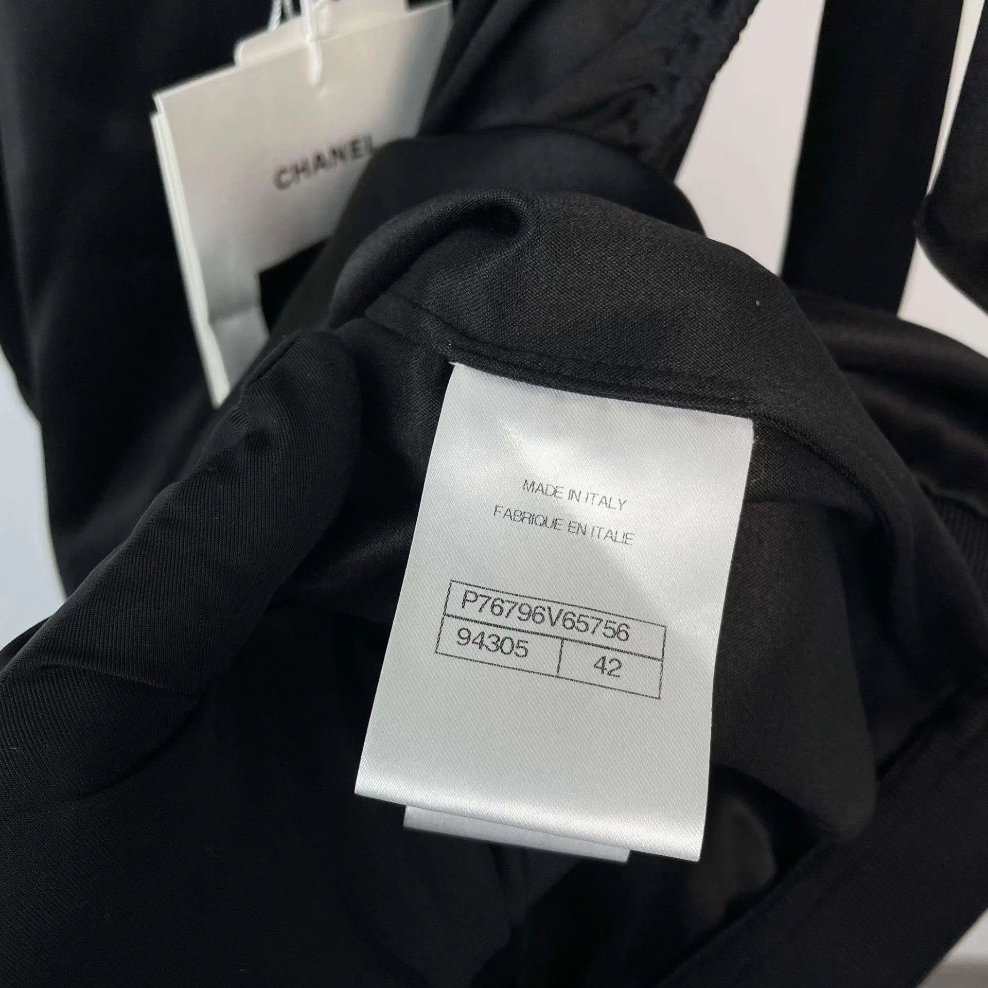Chanel Chanel 24S NWT Bow Off-Shoulder Silk Top Black 42 Size M / US 6-8 / IT 42-44 - 6 Thumbnail