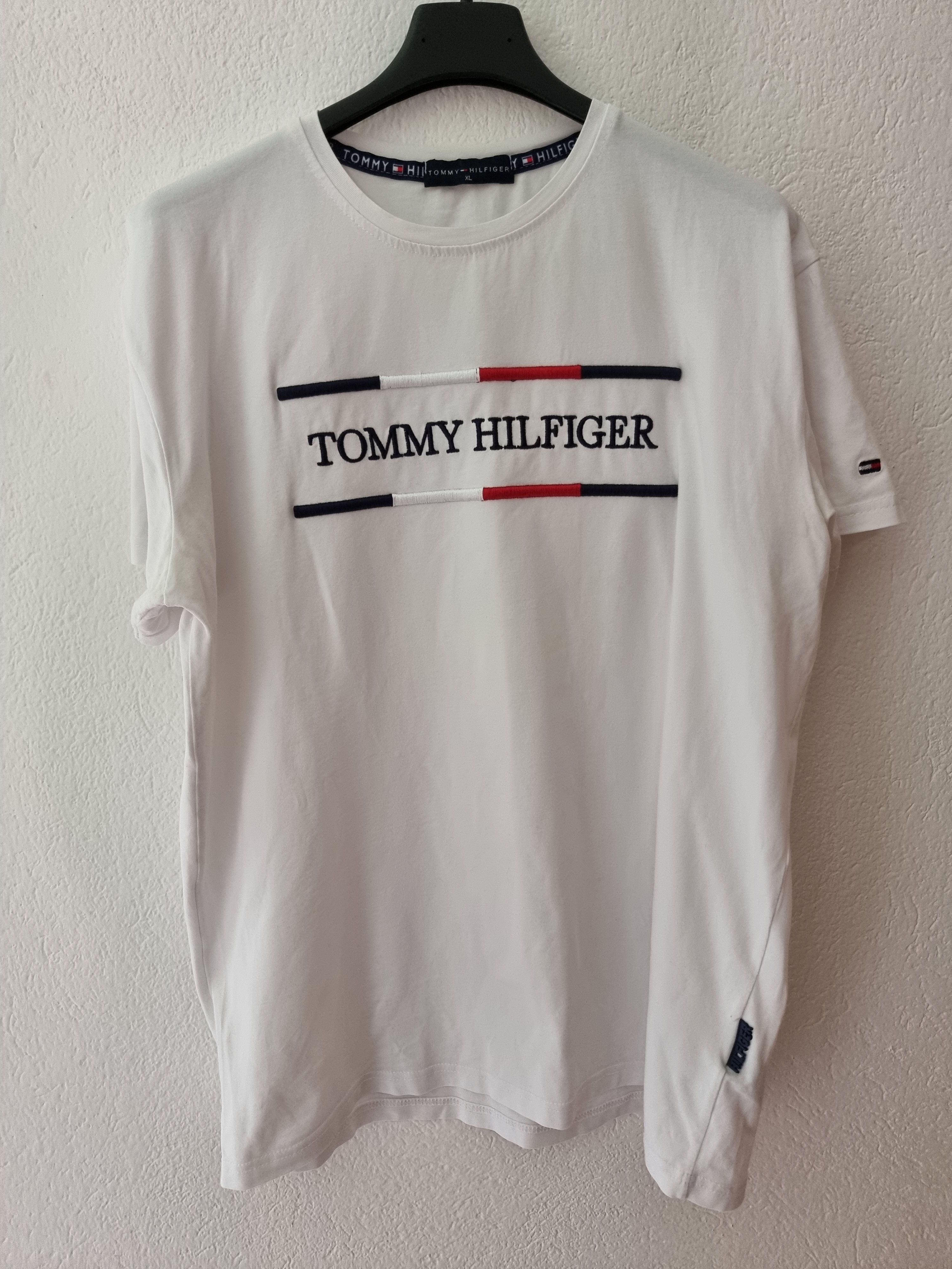 Tommy Hilfiger × Tommy Jeans Tommy Hilfiger White tee Size US L / EU 52-54 / 3 - 1 Thumbnail