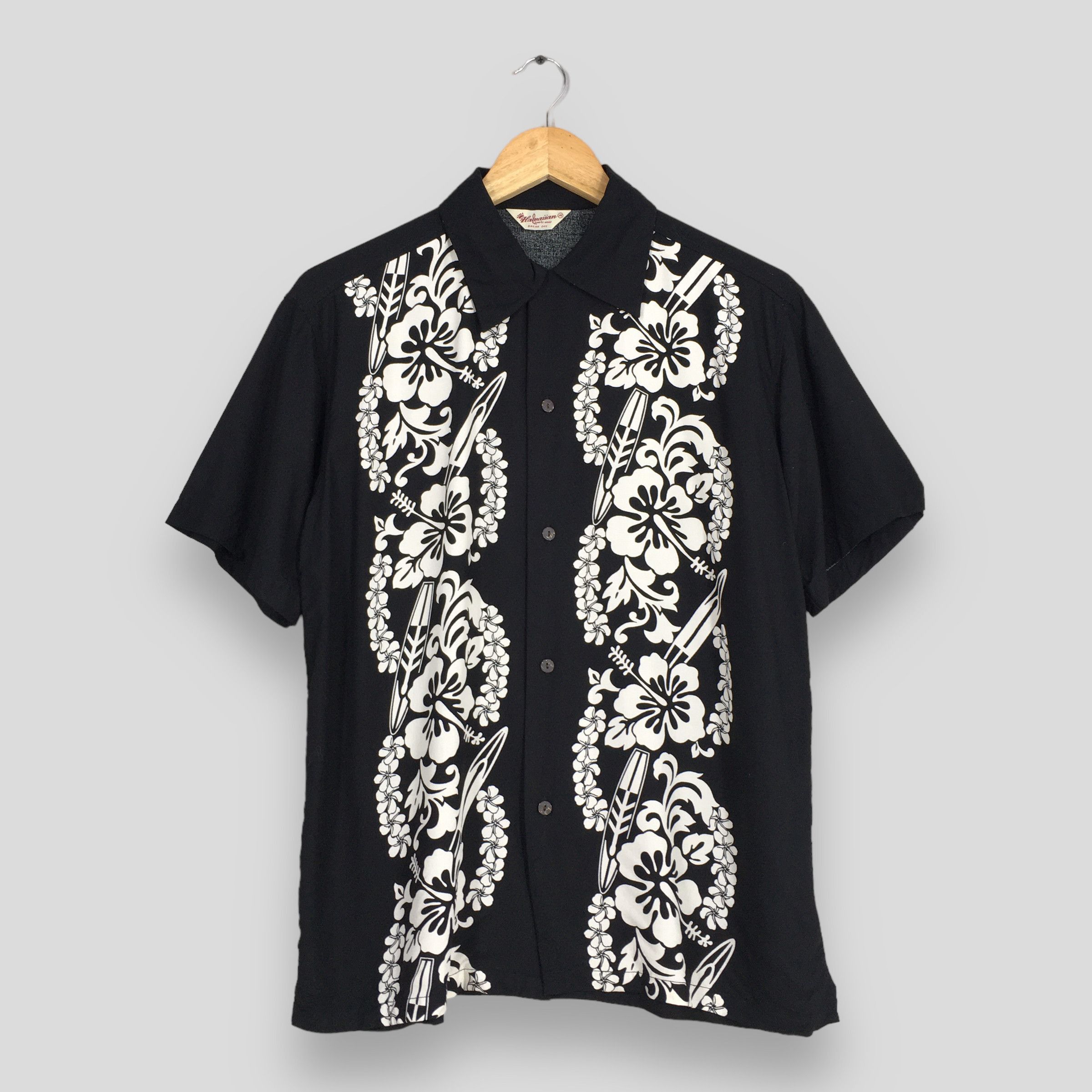 Vintage Vintage 80's Aloha Floral Beach Wear Black Shirt Medium Size US M / EU 48-50 / 2 - 1 Thumbnail