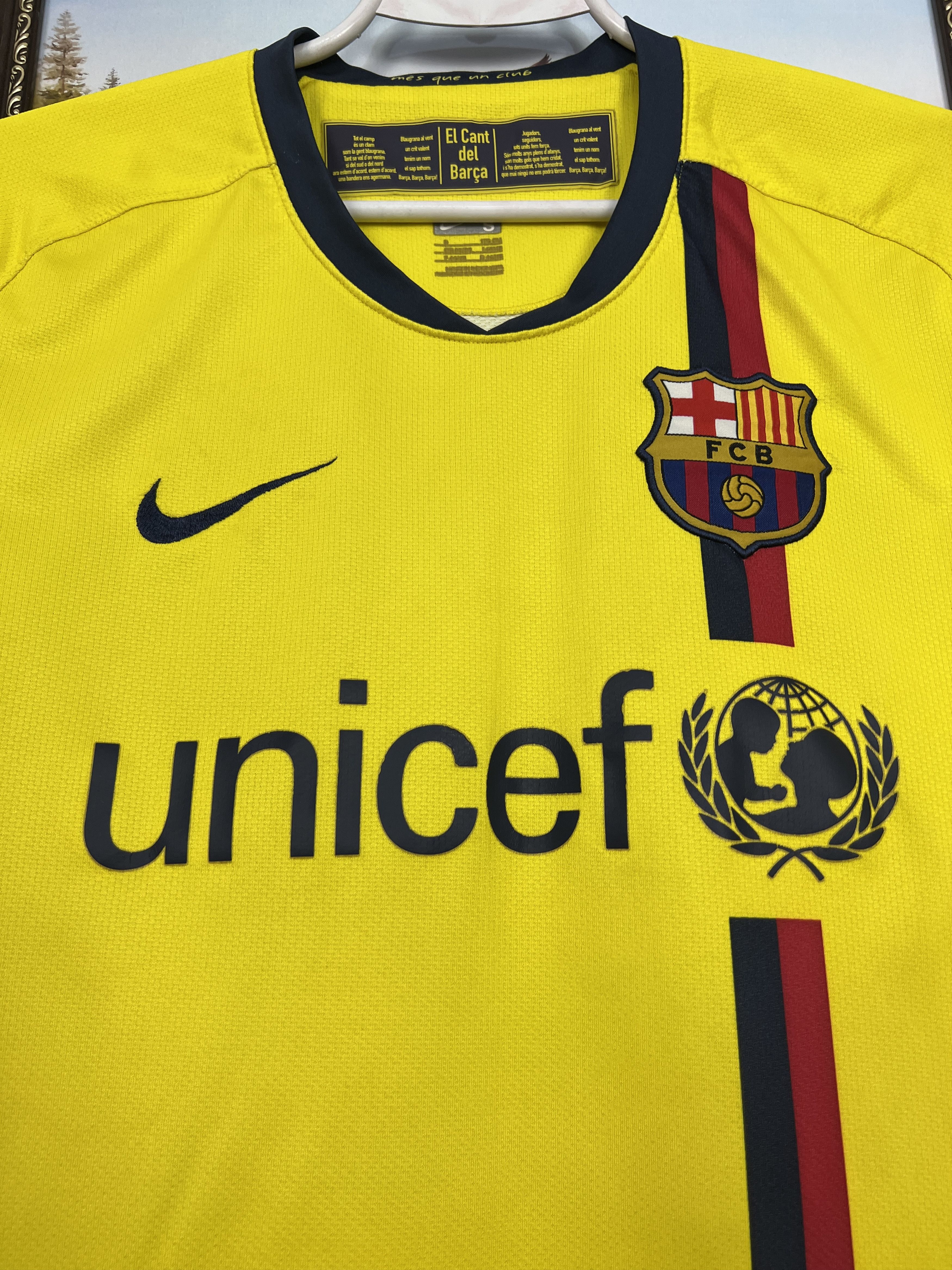 Nike Barcelona Away football shirt 2008 Soccer Nike Jersey Mens Size US S / EU 44-46 / 1 - 3 Thumbnail