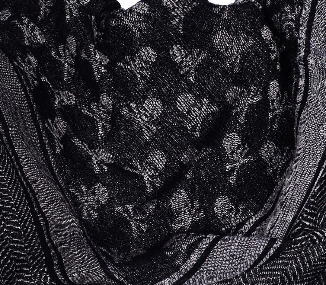 Mastermind Japan mmj deep gray crystal skull fringe square scarf Size ONE SIZE - 5 Thumbnail