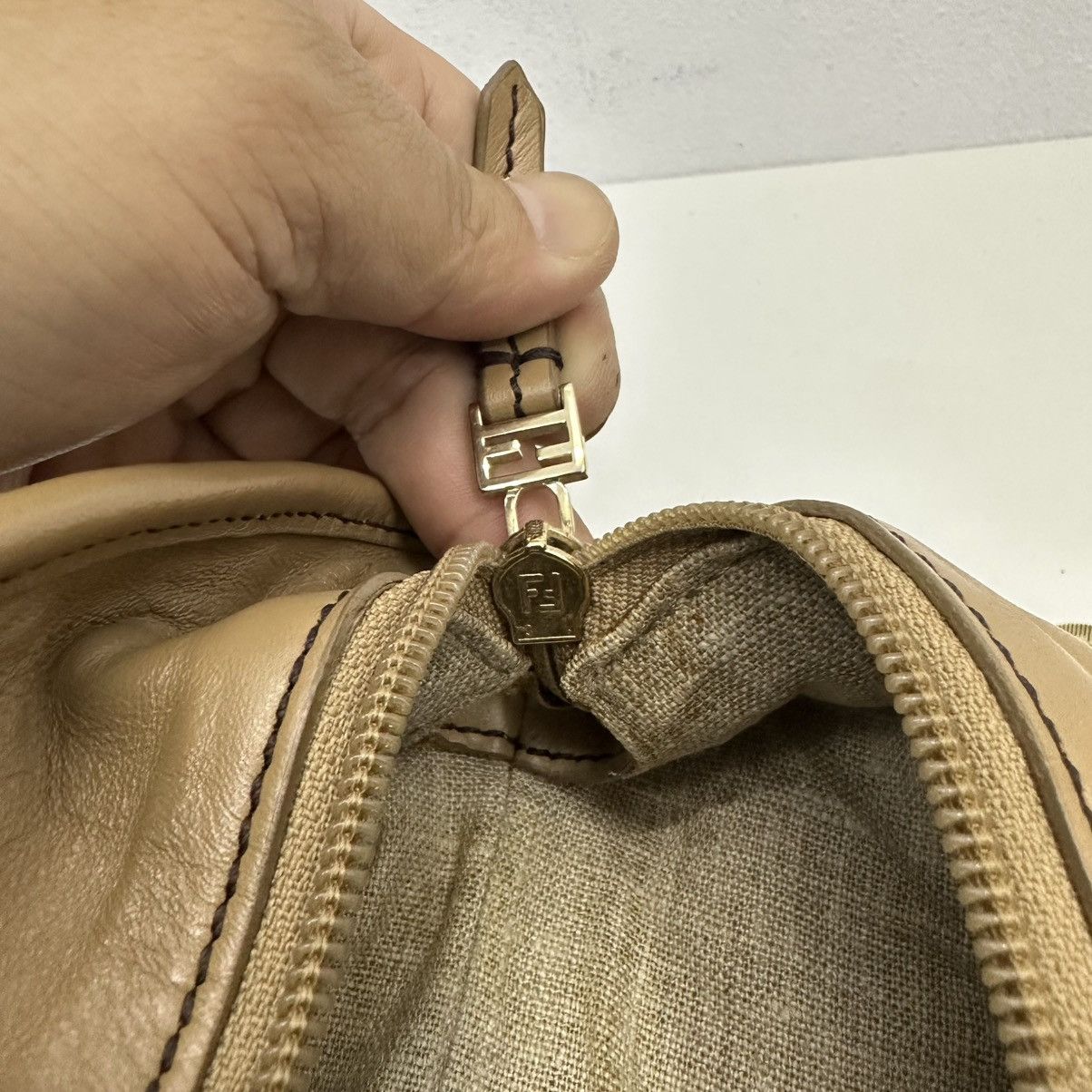 Fendi ‼️YES‼️ AUTHENTIC FENDI WOVEN RAFIA ROLL TOTE BAG Size ONE SIZE - 10 Thumbnail