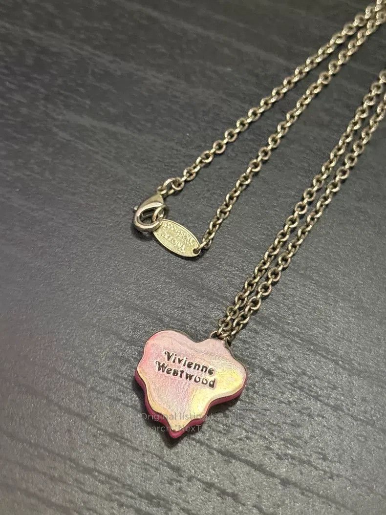 Vivienne Westwood Vivienne Westwood Pink heart wax seal Saturn necklace resi Size ONE SIZE - 5 Thumbnail