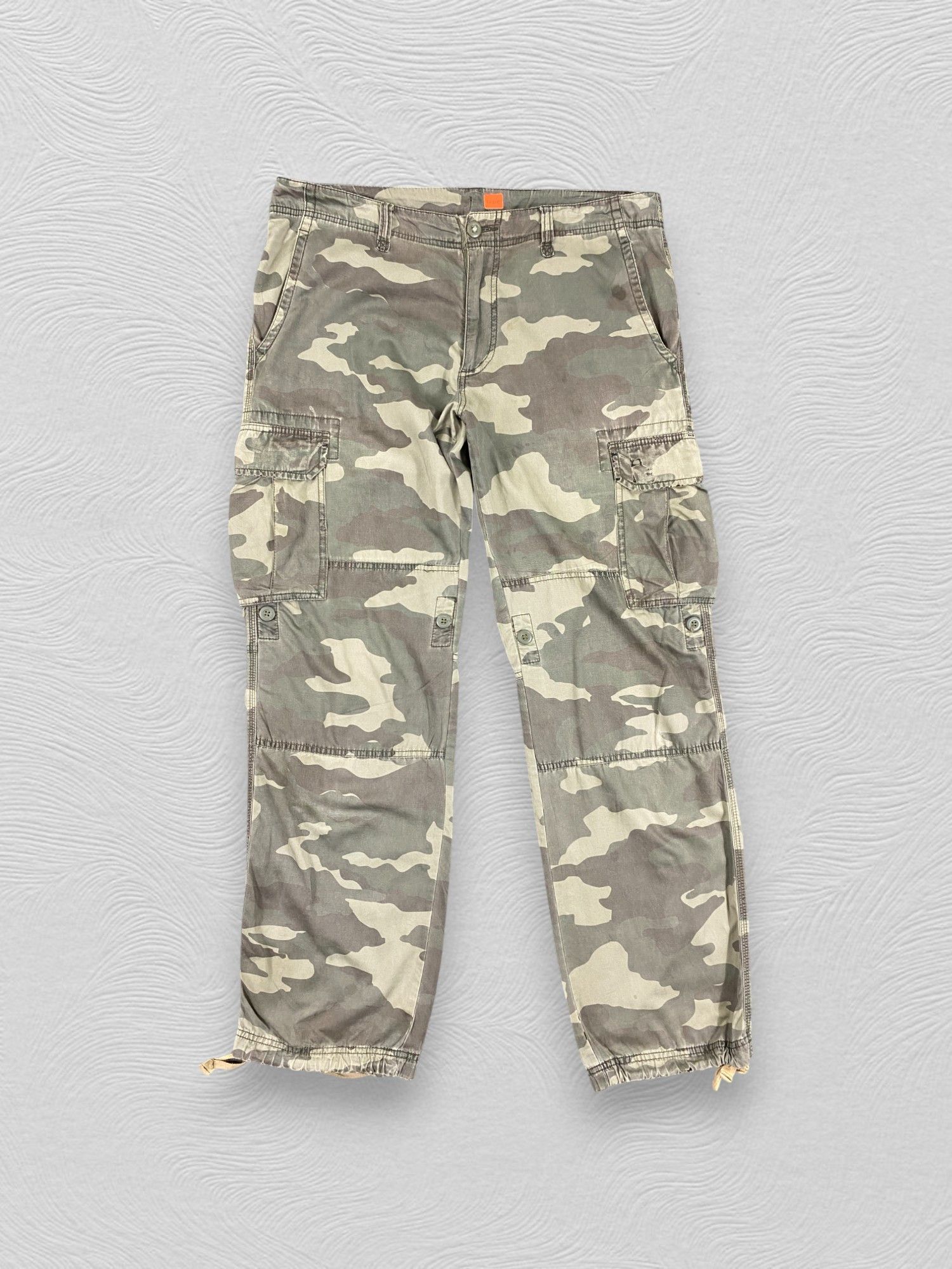 Japanese Brand Vintage Camo Japanese Brand Cargo Pants -CP215 Size US 36 / EU 52 - 1 Thumbnail