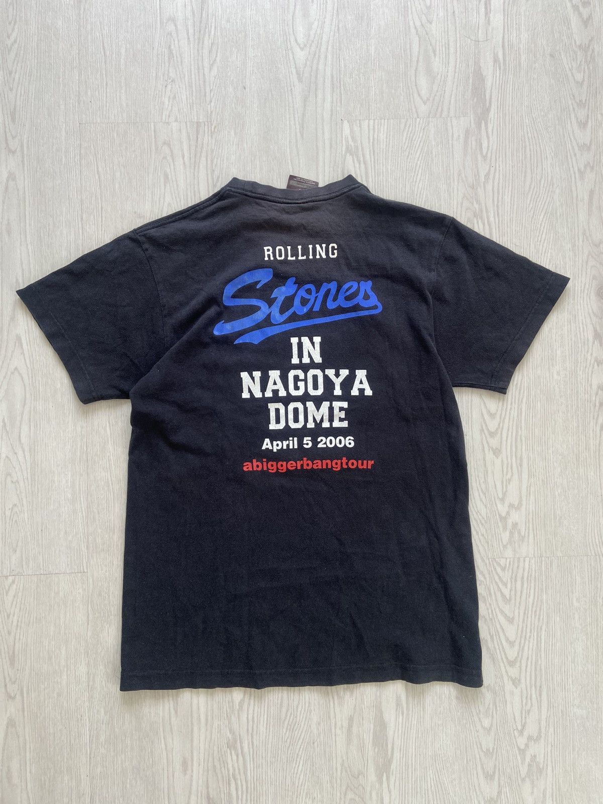 Band Tees Vintage Y2K Assymetrical Hybrid Rolling Stone Tshirt Size US M / EU 48-50 / 2 - 7 Thumbnail