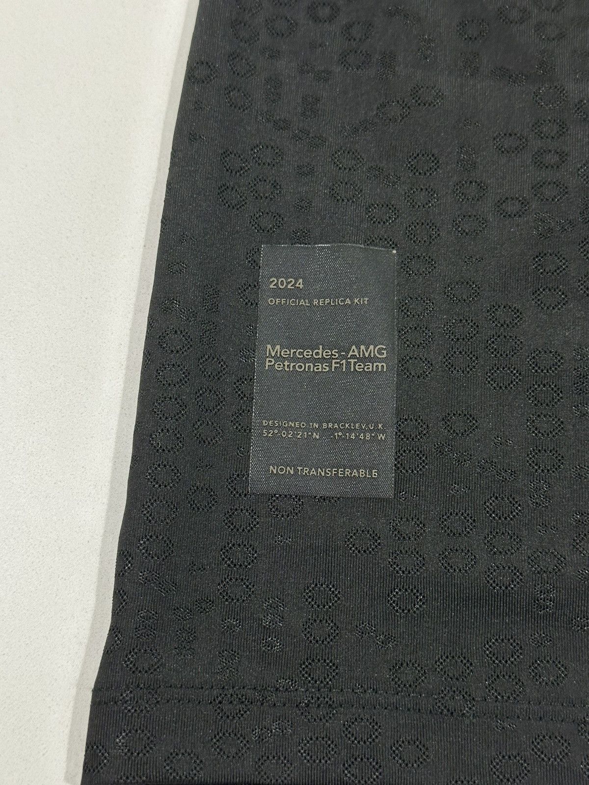 Other Mercedes F1 Petronas Shirt Size US XXL / EU 58 / 5 - 2 Thumbnail