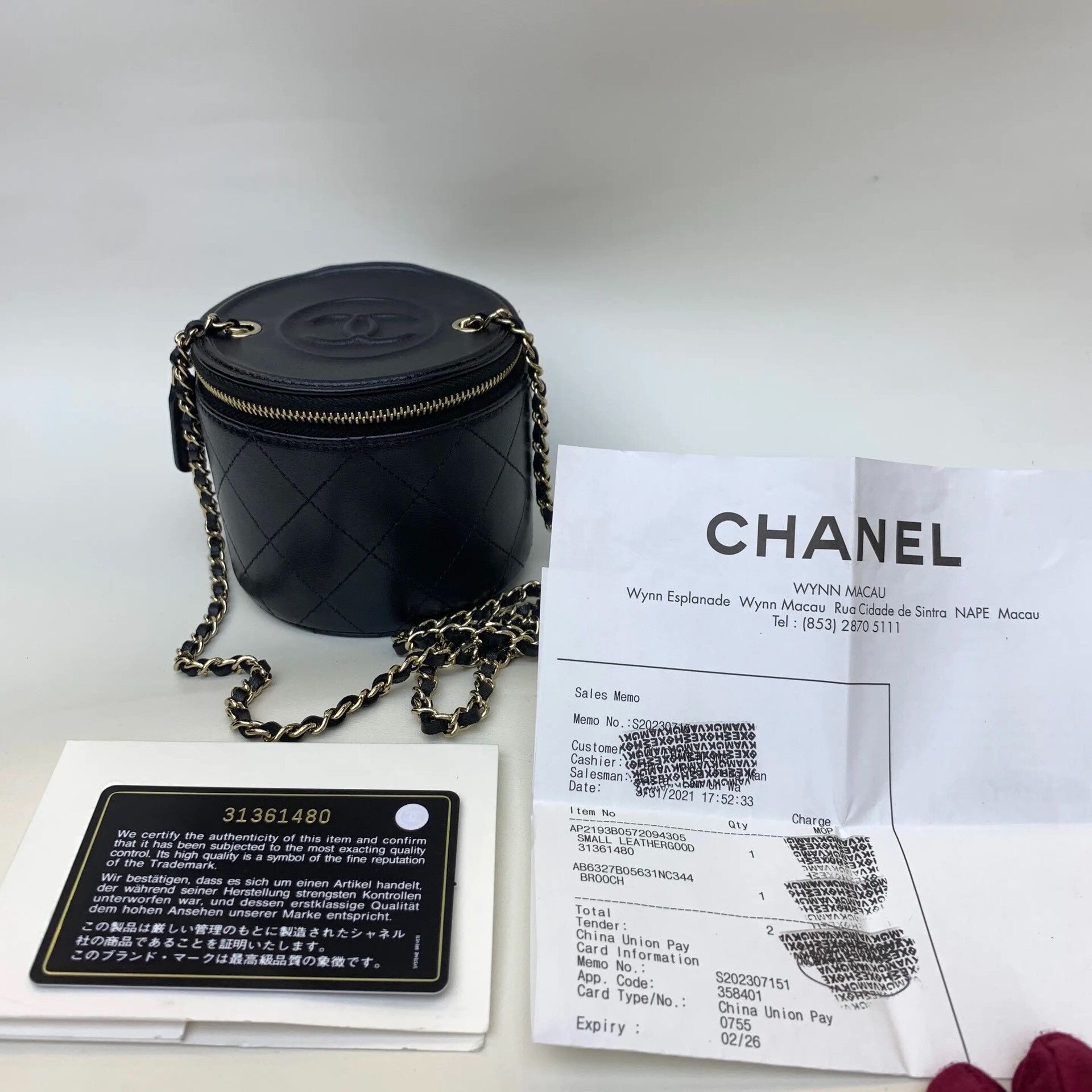 Chanel Pre-loved Bag Very good condition Size ONE SIZE - 1 Thumbnail