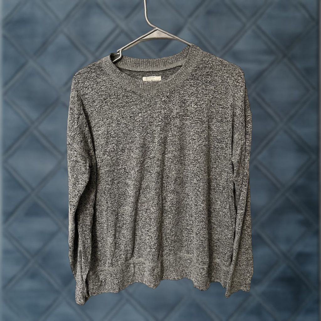 Lucky Brand Lucky Brand Gray Sweater Top Crew Neck Lightweight Regular Size M Women Size M / US 6-8 / IT 42-44 - 1 Thumbnail