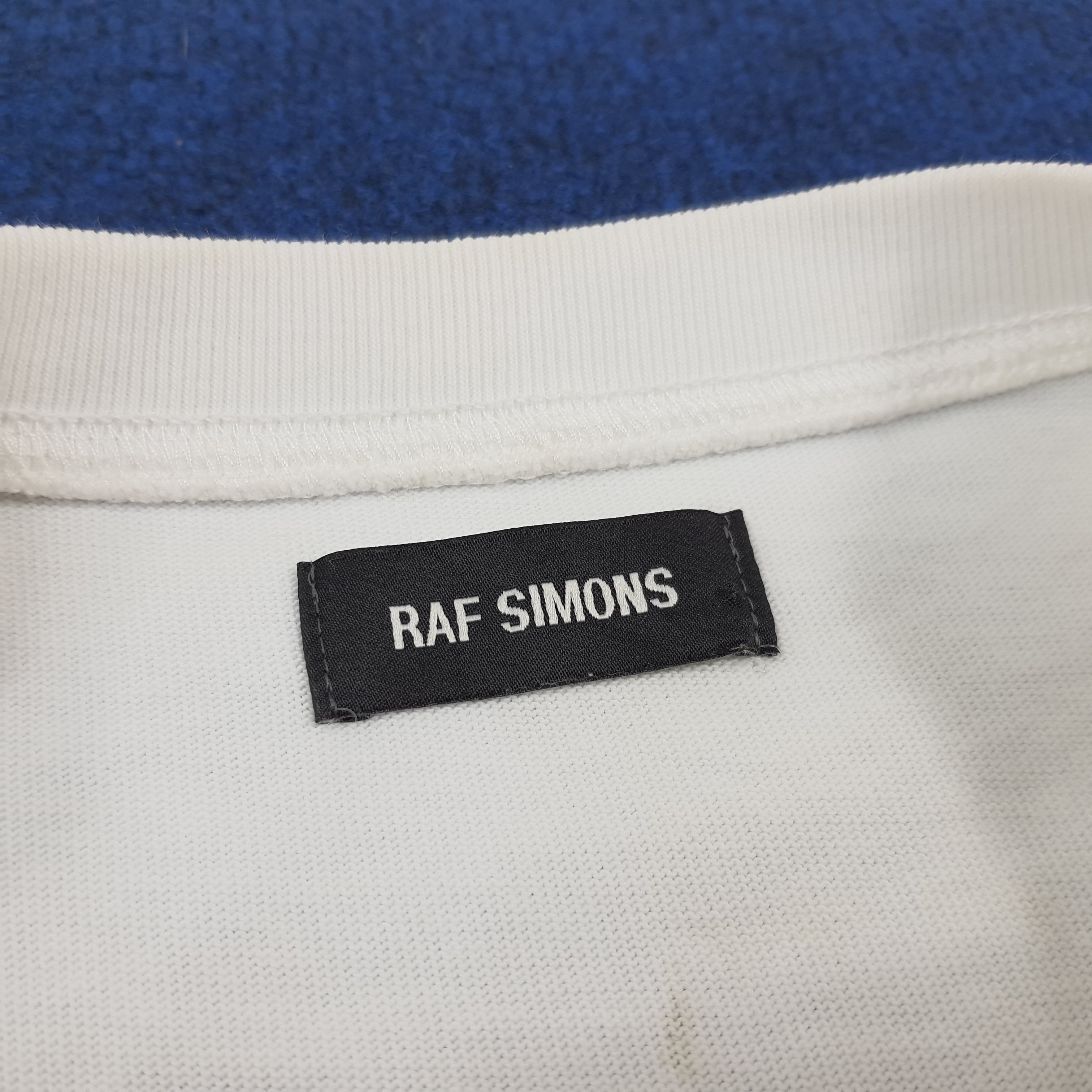 Vintage Vintage Raf Simons Designer Tshirt Size US L / EU 52-54 / 3 - 8 Thumbnail