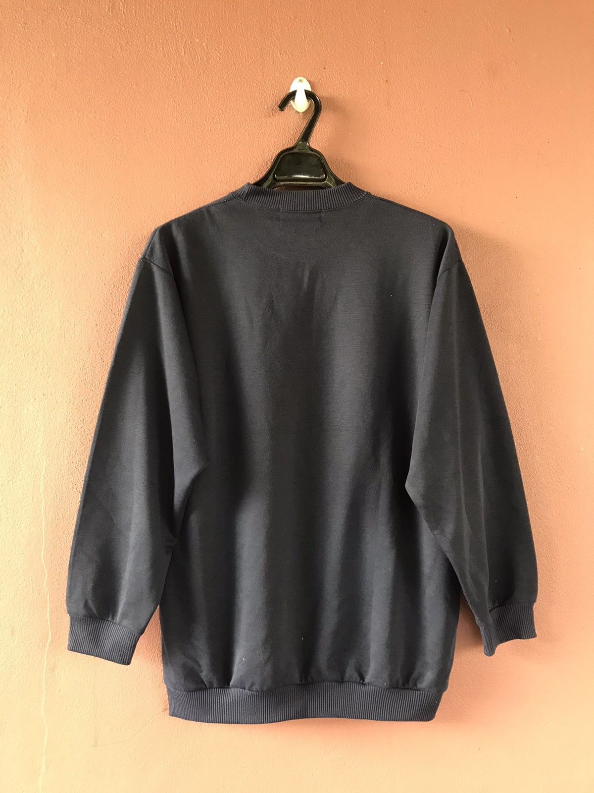 Gianni Valentino Gianni valentino Italy sweatshirt size L Size US L / EU 52-54 / 3 - 2 Thumbnail