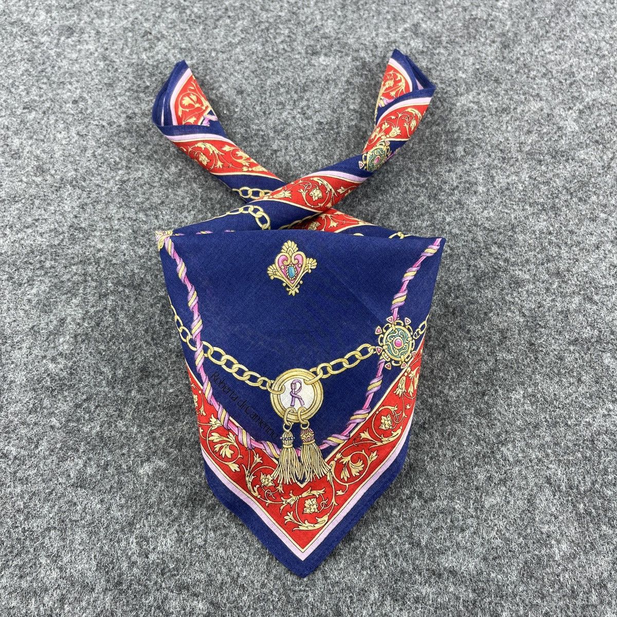 Vintage Roberta Di Camerino Handkerchief / Neckerchief B379 Size ONE SIZE - 1 Thumbnail