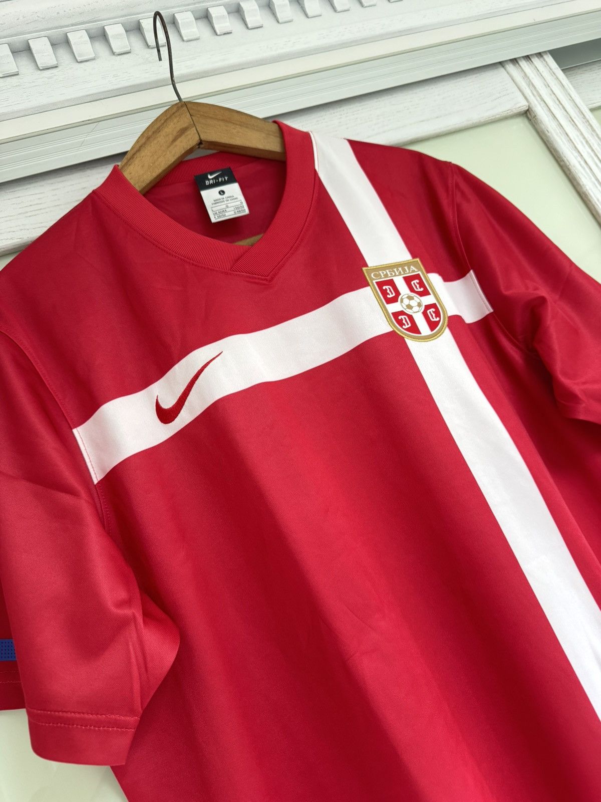 Nike Serbia 2010-2011 Home Soccer Jersey Football Kit Shirt Size US L / EU 52-54 / 3 - 6 Thumbnail