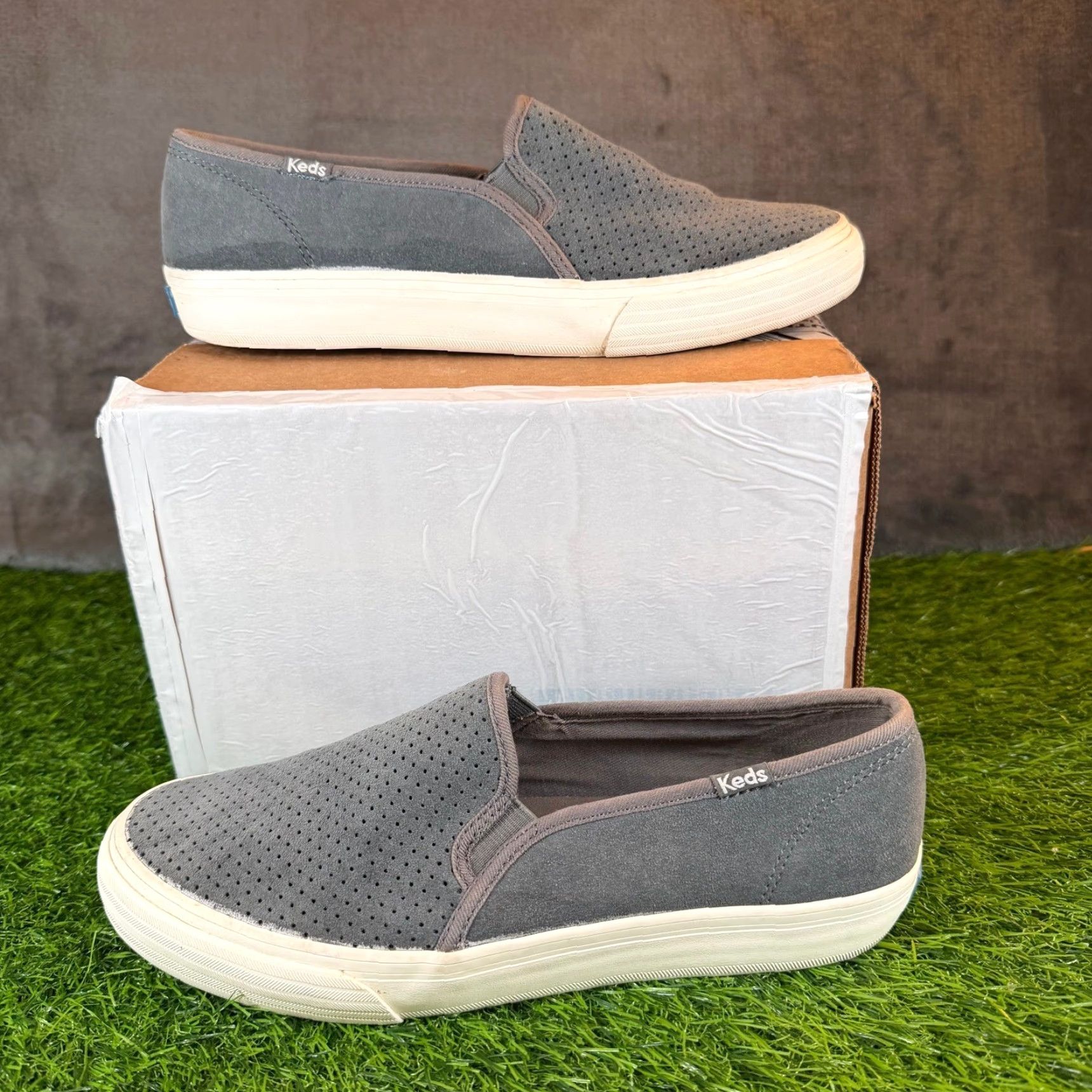 Keds Keds Double Decker Sneaker Slip On Grey Perforated Suede Womens 7.5 Shoes Casual Comfort Size US 5 / IT 35 - 2 Thumbnail