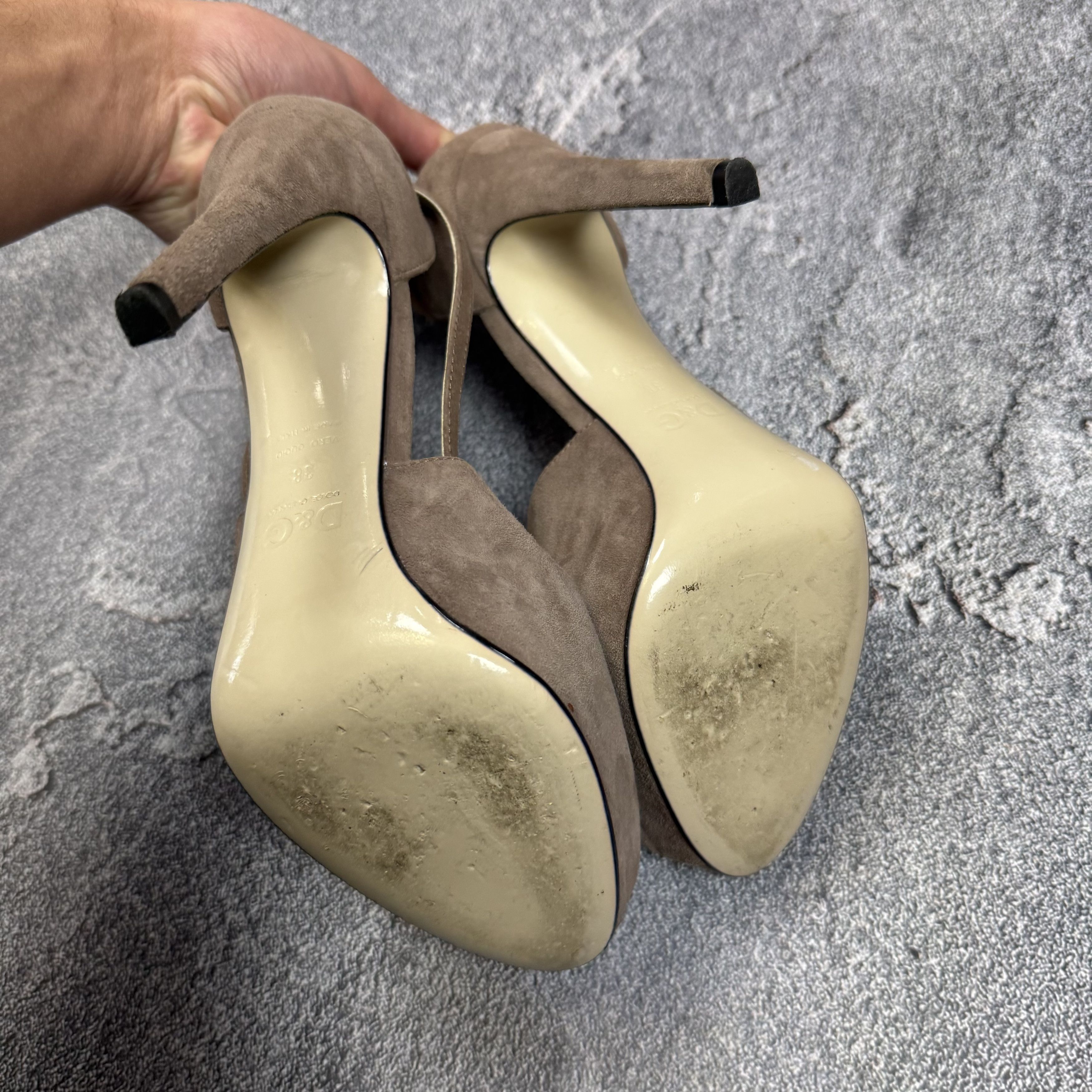 Dolce & Gabbana Dolce & Gabbana D&G Suede Peep Toe Heels Brown Size 38 Size US 8 / IT 38 - 8 Thumbnail