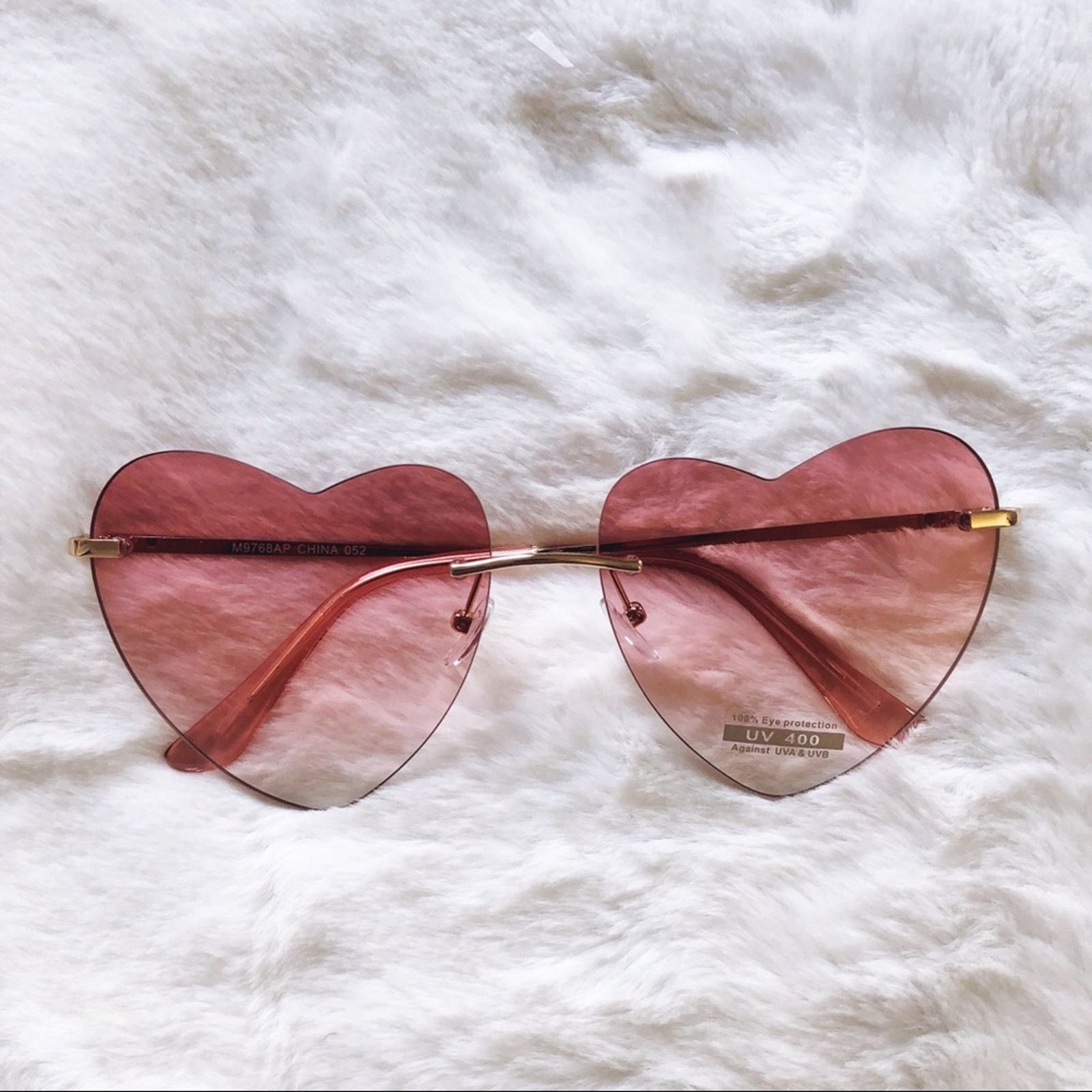 Other Miley Light Pink Gradient Heart Sunglasses Size ONE SIZE - 5 Thumbnail