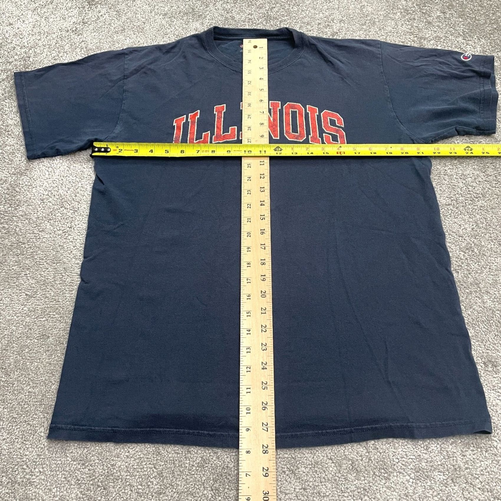 Champion Champion University Of Illinois Graphic T-Shirt Mens Large Navy Blue Crew Tee Size US L / EU 52-54 / 3 - 7 Thumbnail