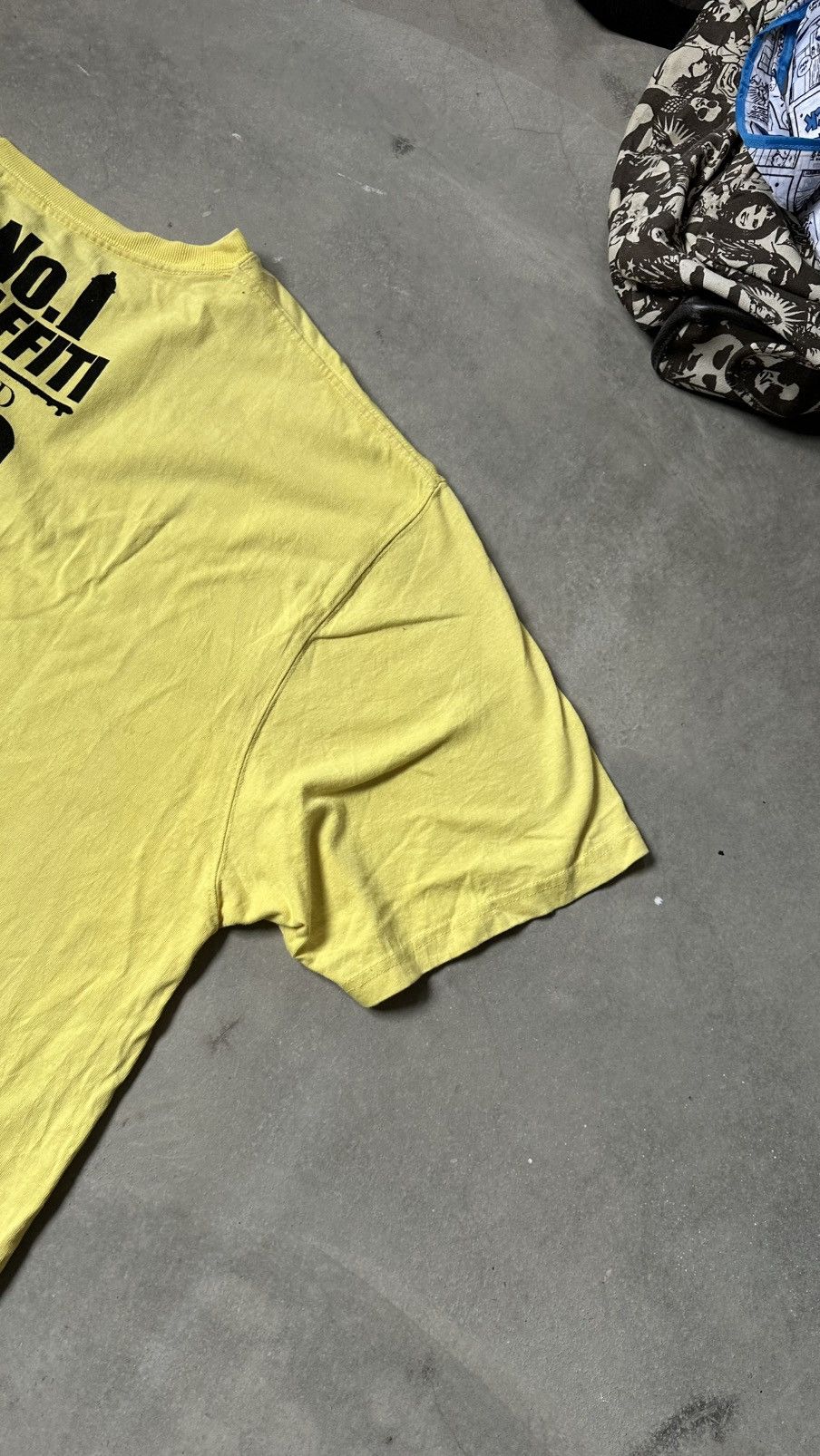 Japanese Brand VINTAGE Y2K ACC ASIAN CAN CONTROLLERZ GRAFFITI TEE Size US XXL / EU 58 / 5 - 13 Thumbnail