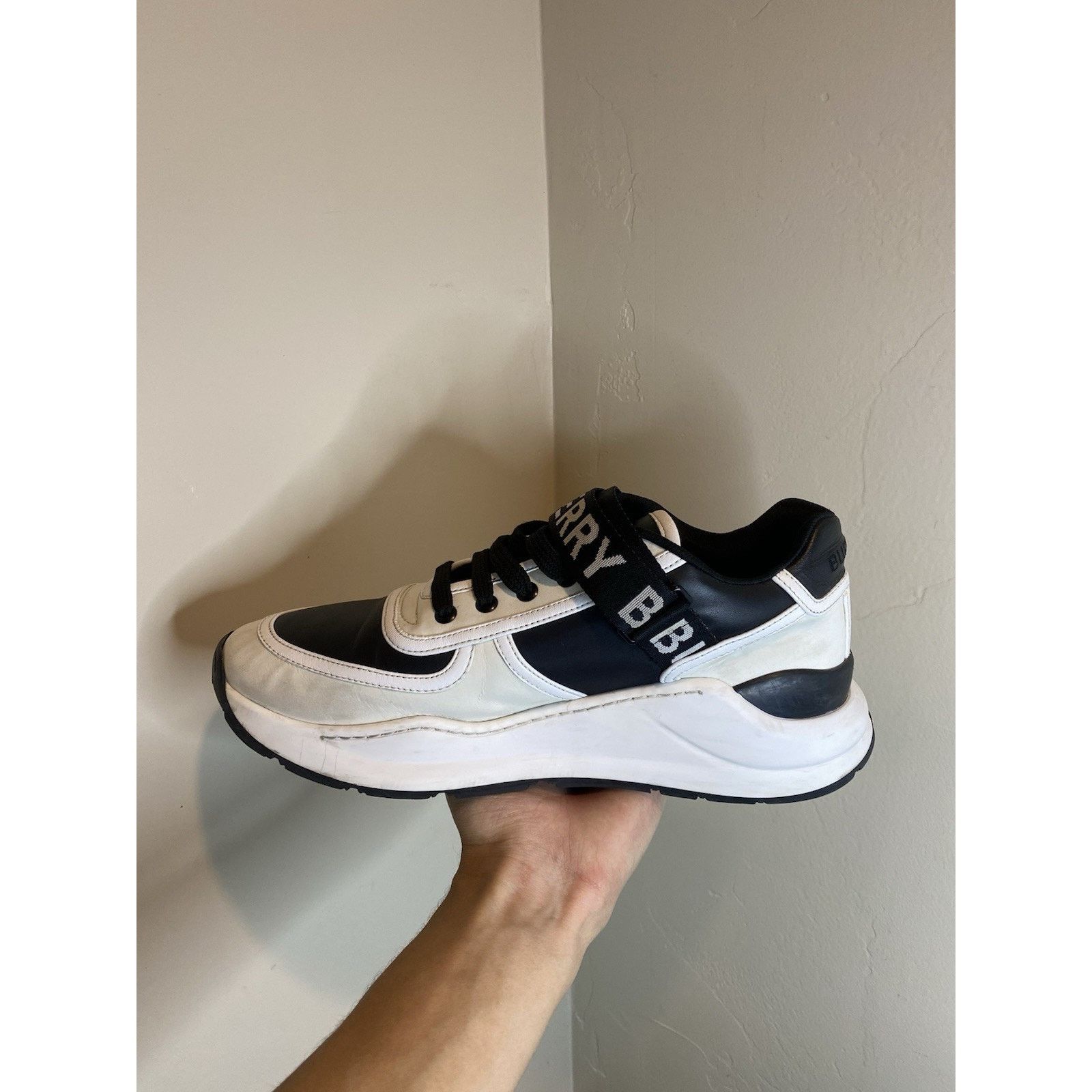 Burberry Burberry Ronnie Sneaker | Size 8 US (41 EU ) Size US 8 / EU 41 - 5 Thumbnail