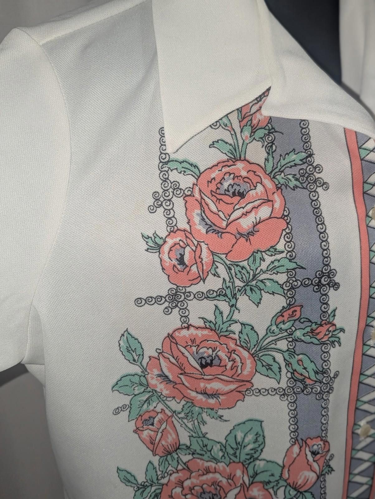 Handmade VTG Handmade 60s 70s Rose Print Polyester Button Up Shirt XL Size XL / US 12-14 / IT 48-50 - 4 Thumbnail