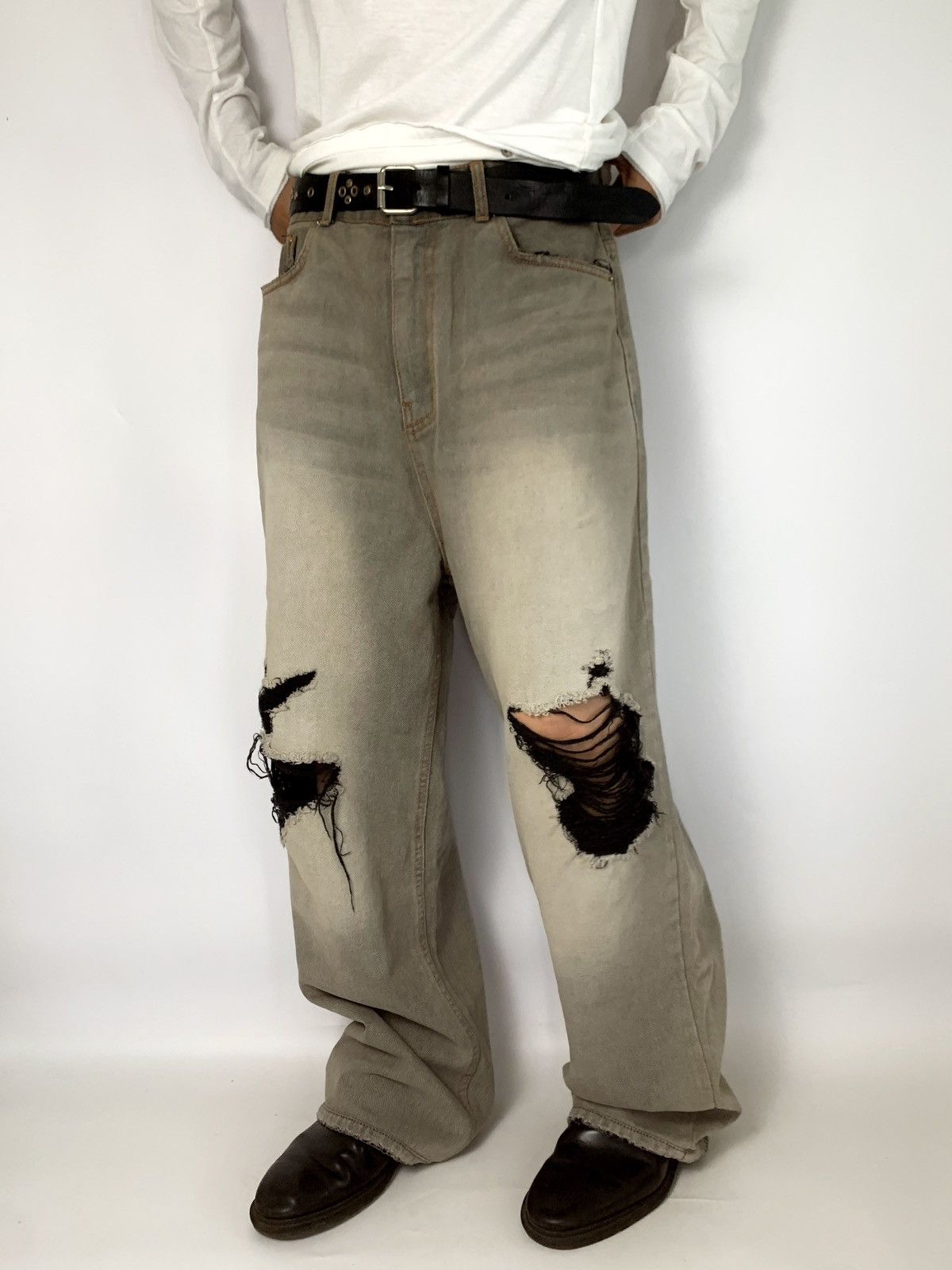 If Six Was Nine baggy distressed jeans develop balenciaga style Size US 30 / EU 46 - 1 Thumbnail