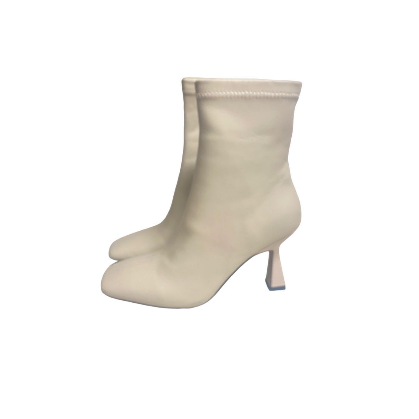 Other Alias Mae Becca Bootie in Cream Size 36 US Size 5 Size US 5 / IT 35 - 1 Thumbnail