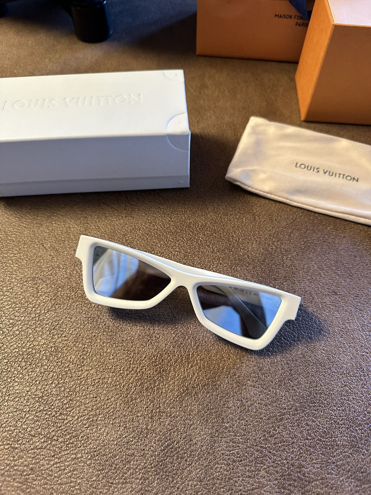 Louis Vuitton Louis Vuitton Skepticals Sunglasses Size ONE SIZE - 2 Thumbnail